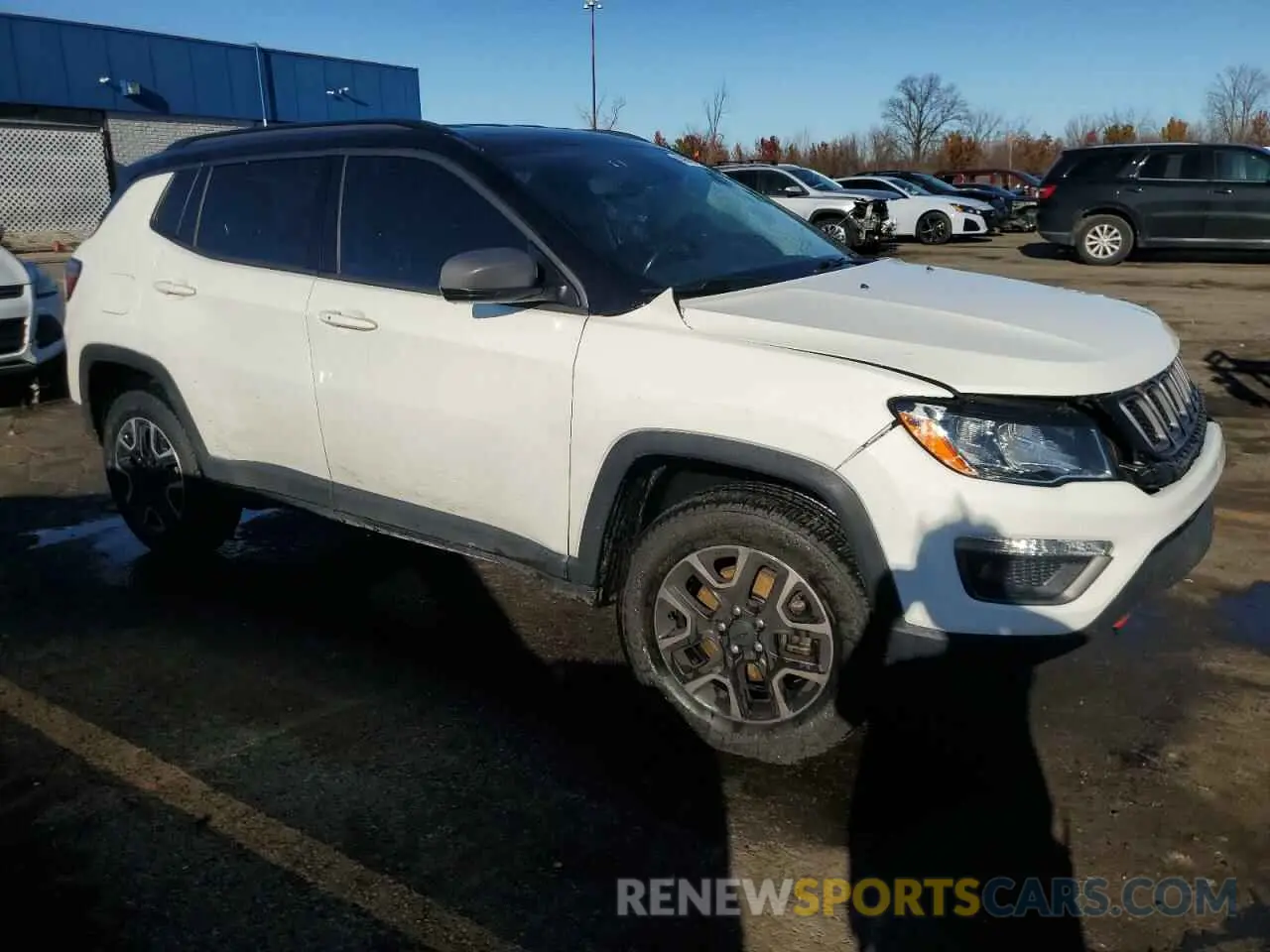 4 Photograph of a damaged car 3C4NJDDB8LT124126 JEEP COMPASS 2020