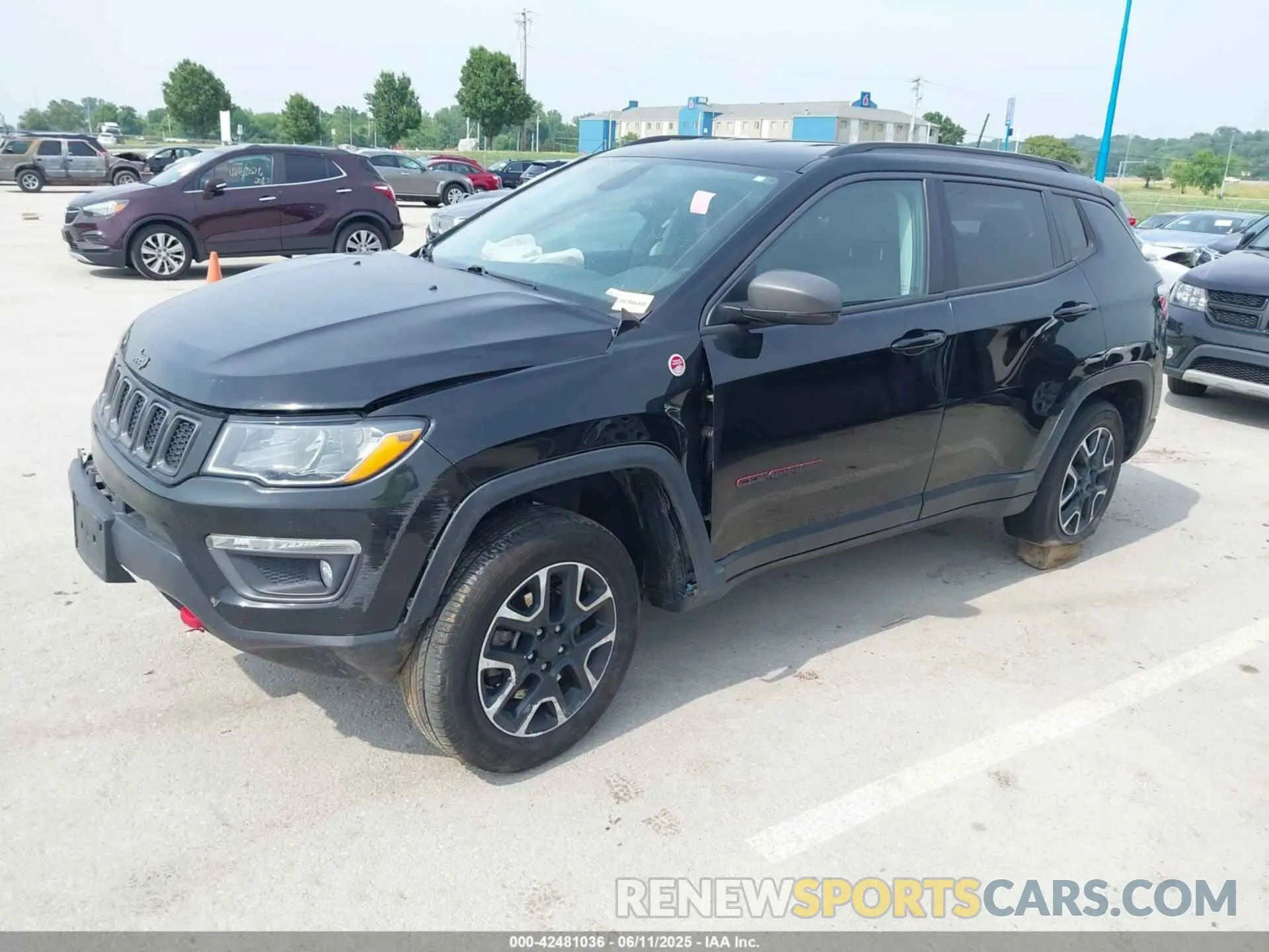 2 Photograph of a damaged car 3C4NJDDB8LT144229 JEEP COMPASS 2020