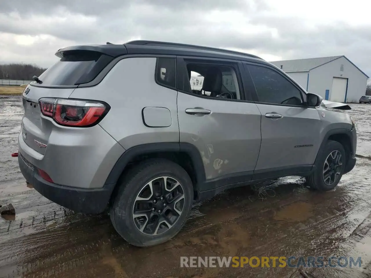 3 Фотография поврежденного автомобиля 3C4NJDDB8LT195648 JEEP COMPASS 2020