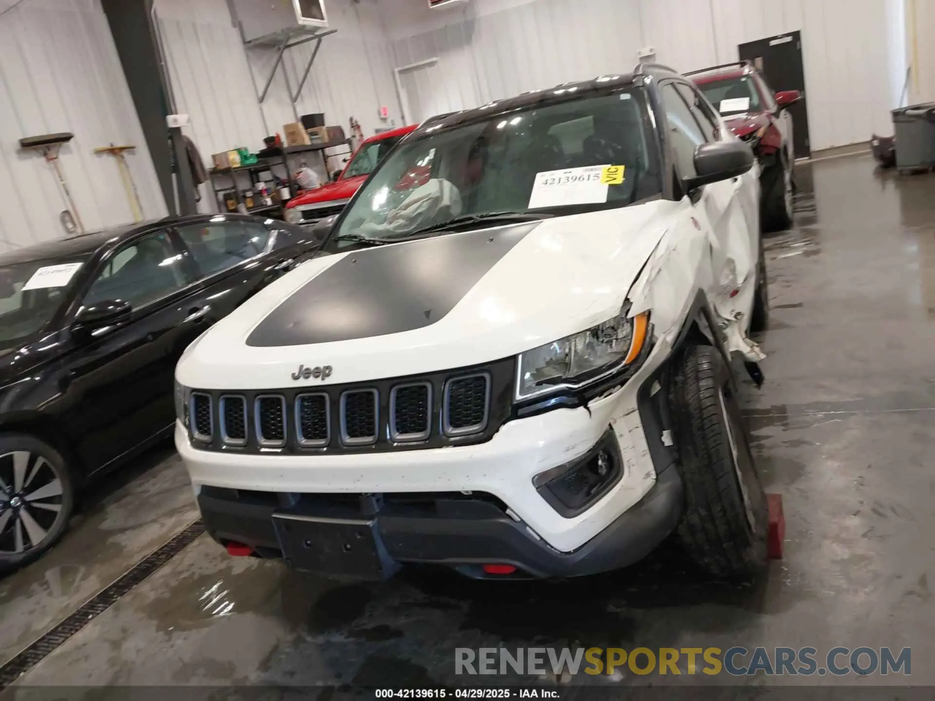 11 Photograph of a damaged car 3C4NJDDB9LT220878 JEEP COMPASS 2020