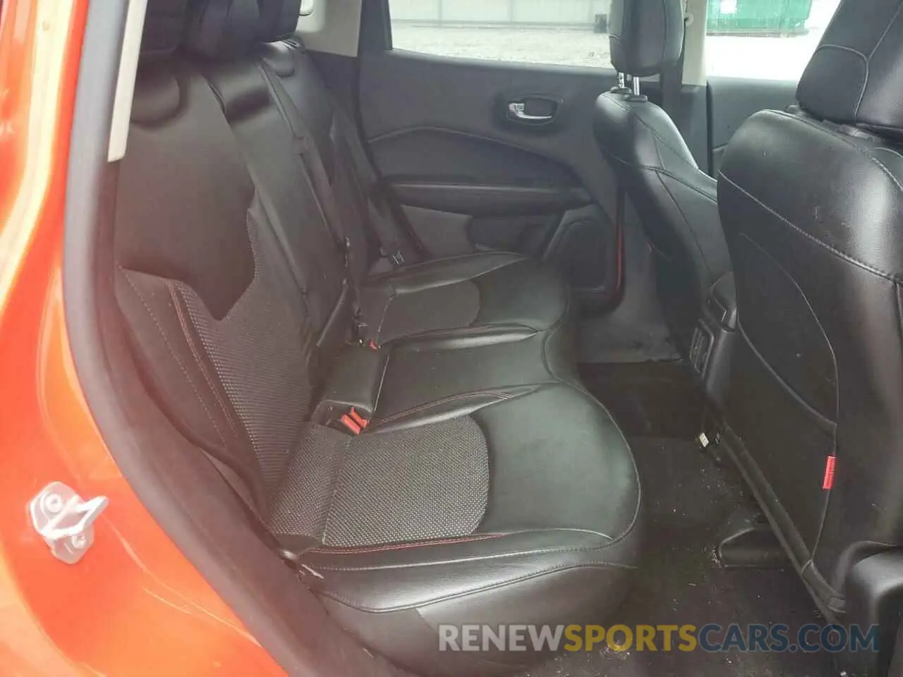 11 Photograph of a damaged car 3C4NJDDB9LT222694 JEEP COMPASS 2020