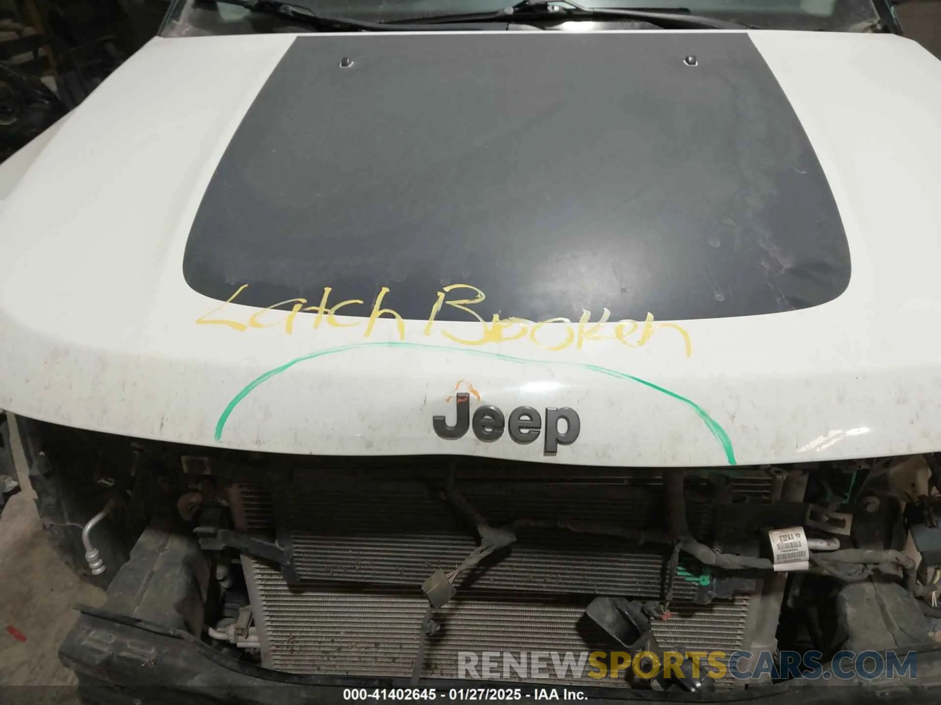10 Photograph of a damaged car 3C4NJDDBXLT203488 JEEP COMPASS 2020