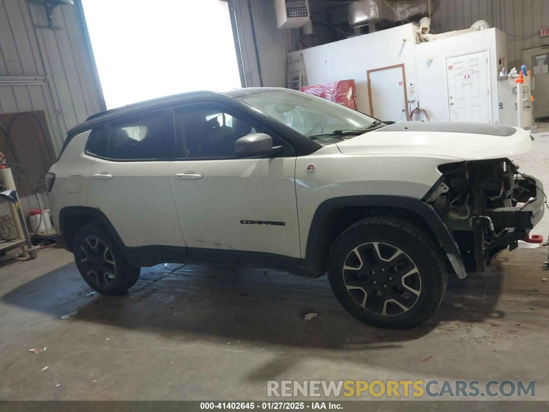 14 Photograph of a damaged car 3C4NJDDBXLT203488 JEEP COMPASS 2020