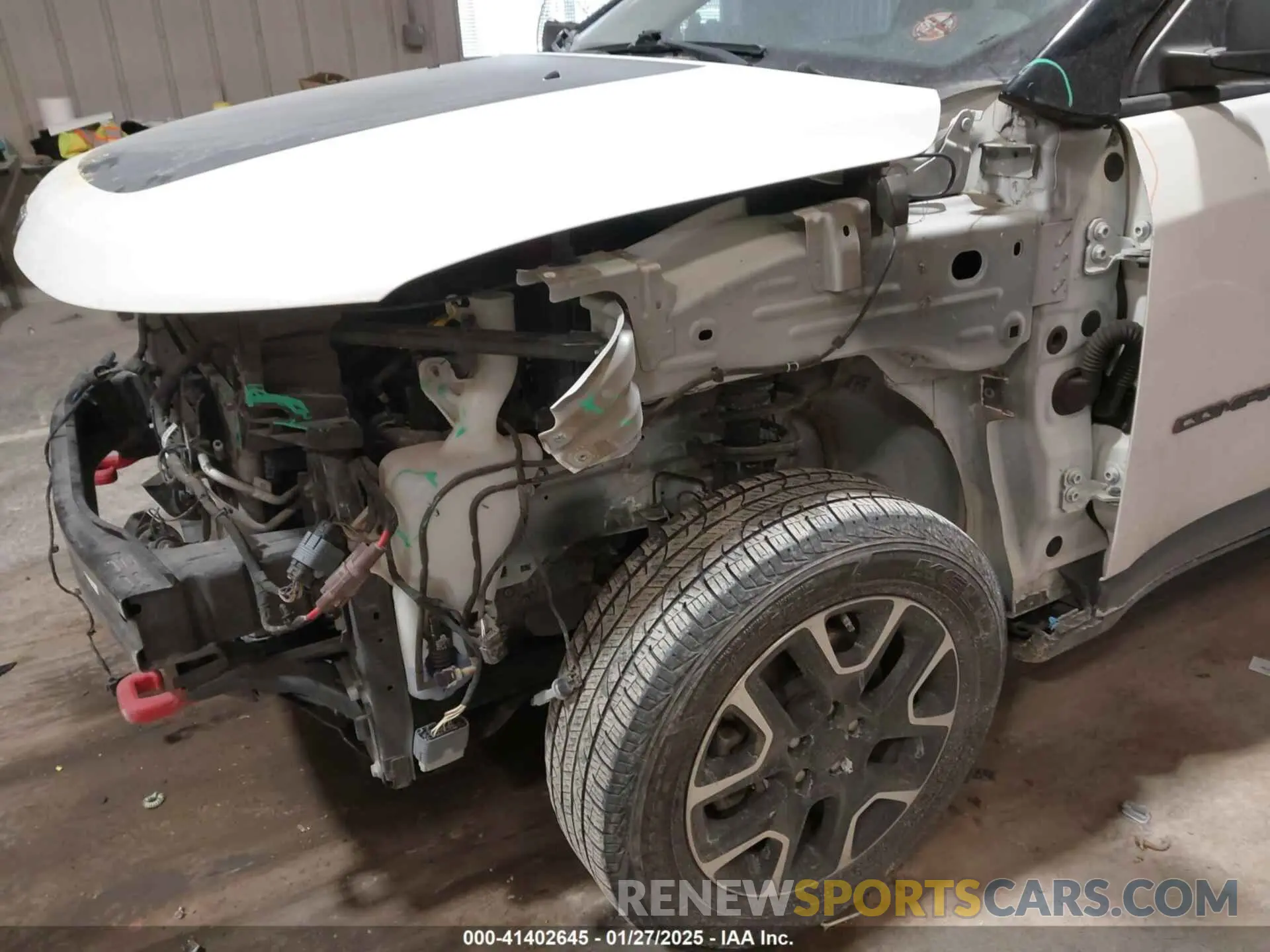 19 Photograph of a damaged car 3C4NJDDBXLT203488 JEEP COMPASS 2020