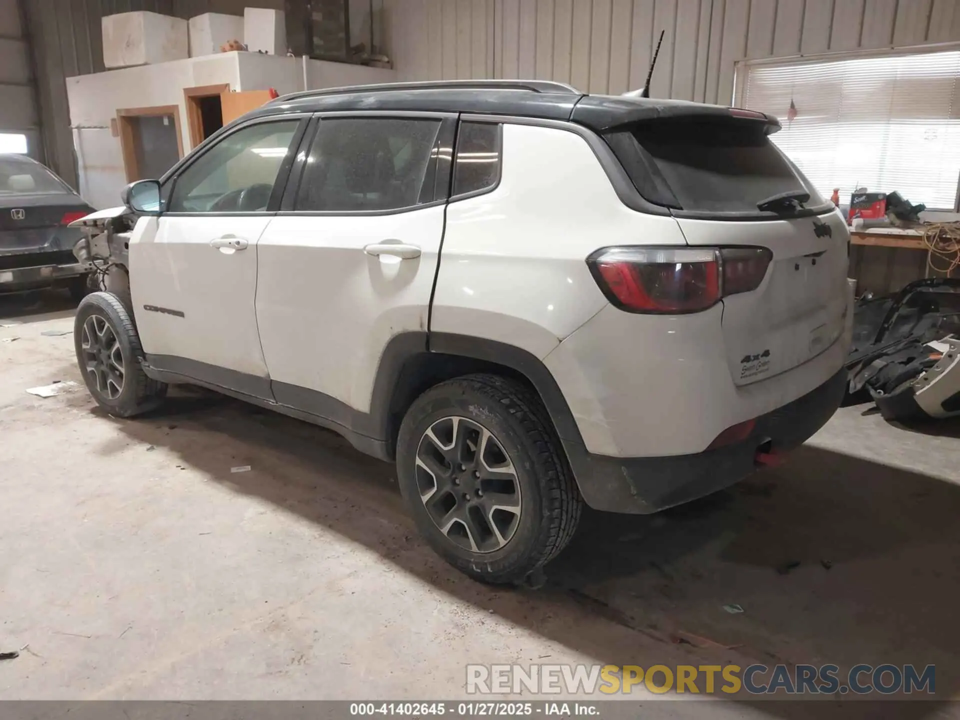 3 Photograph of a damaged car 3C4NJDDBXLT203488 JEEP COMPASS 2020