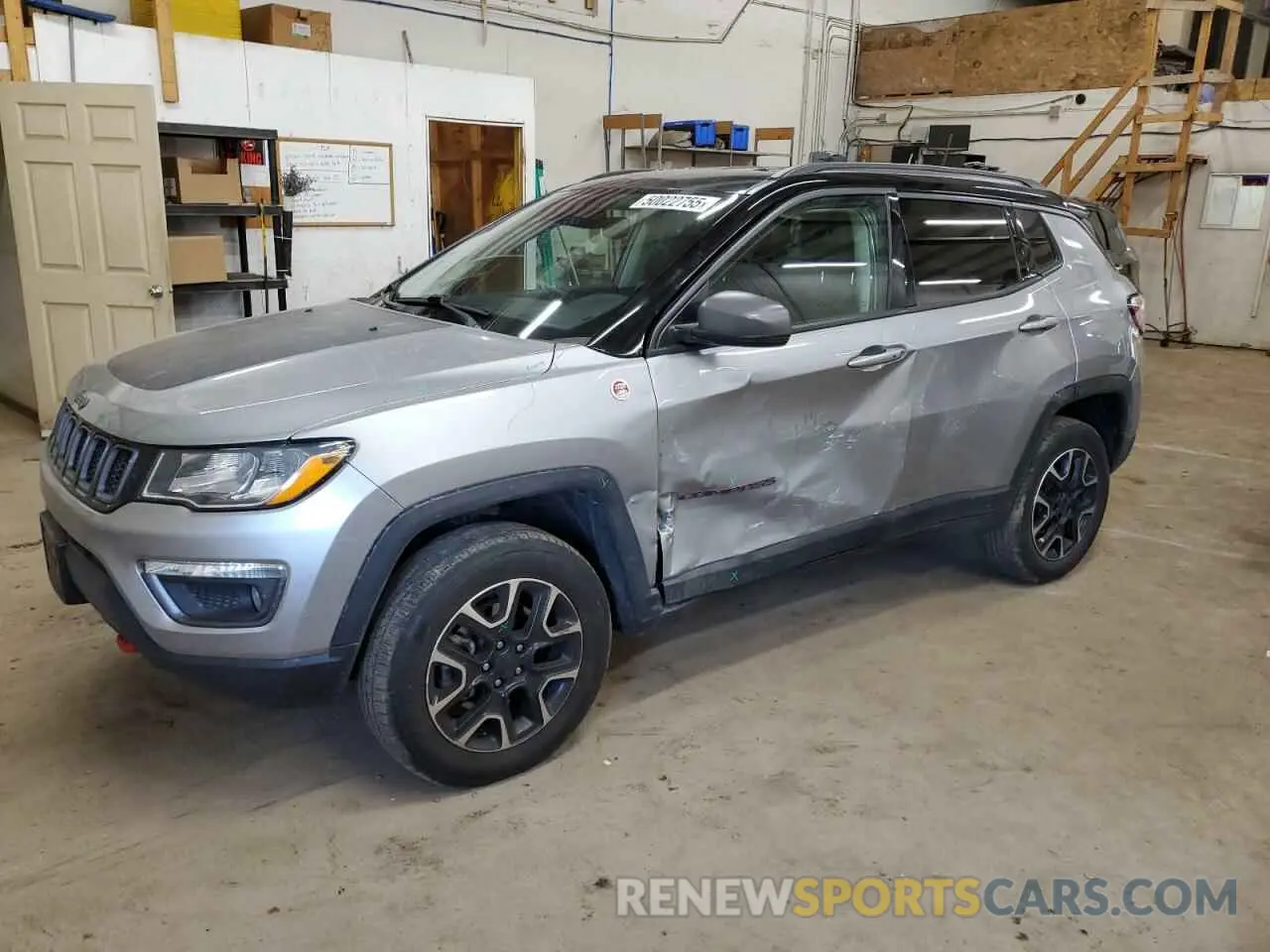 1 Photograph of a damaged car 3C4NJDDBXLT207864 JEEP COMPASS 2020