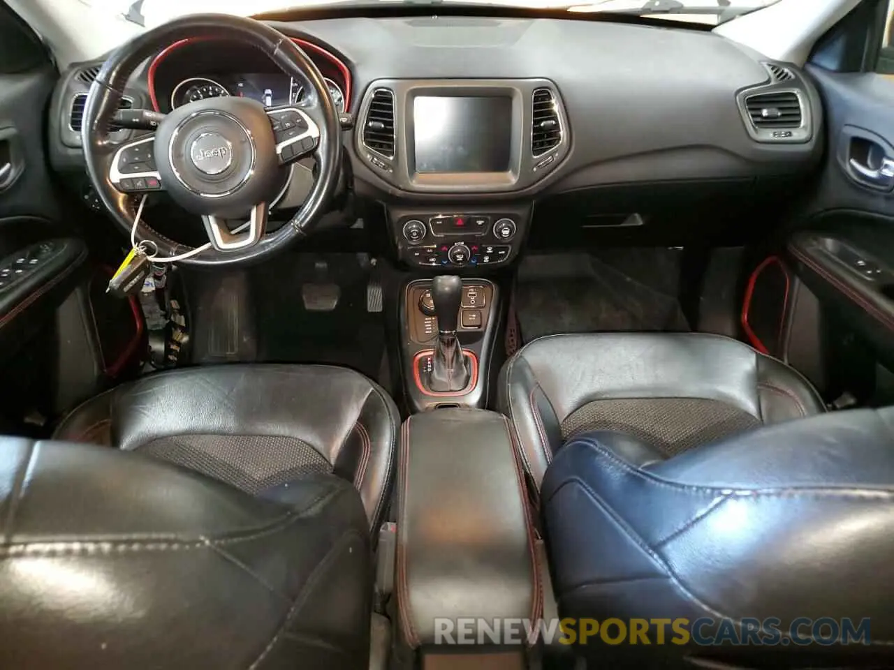 8 Photograph of a damaged car 3C4NJDDBXLT207864 JEEP COMPASS 2020