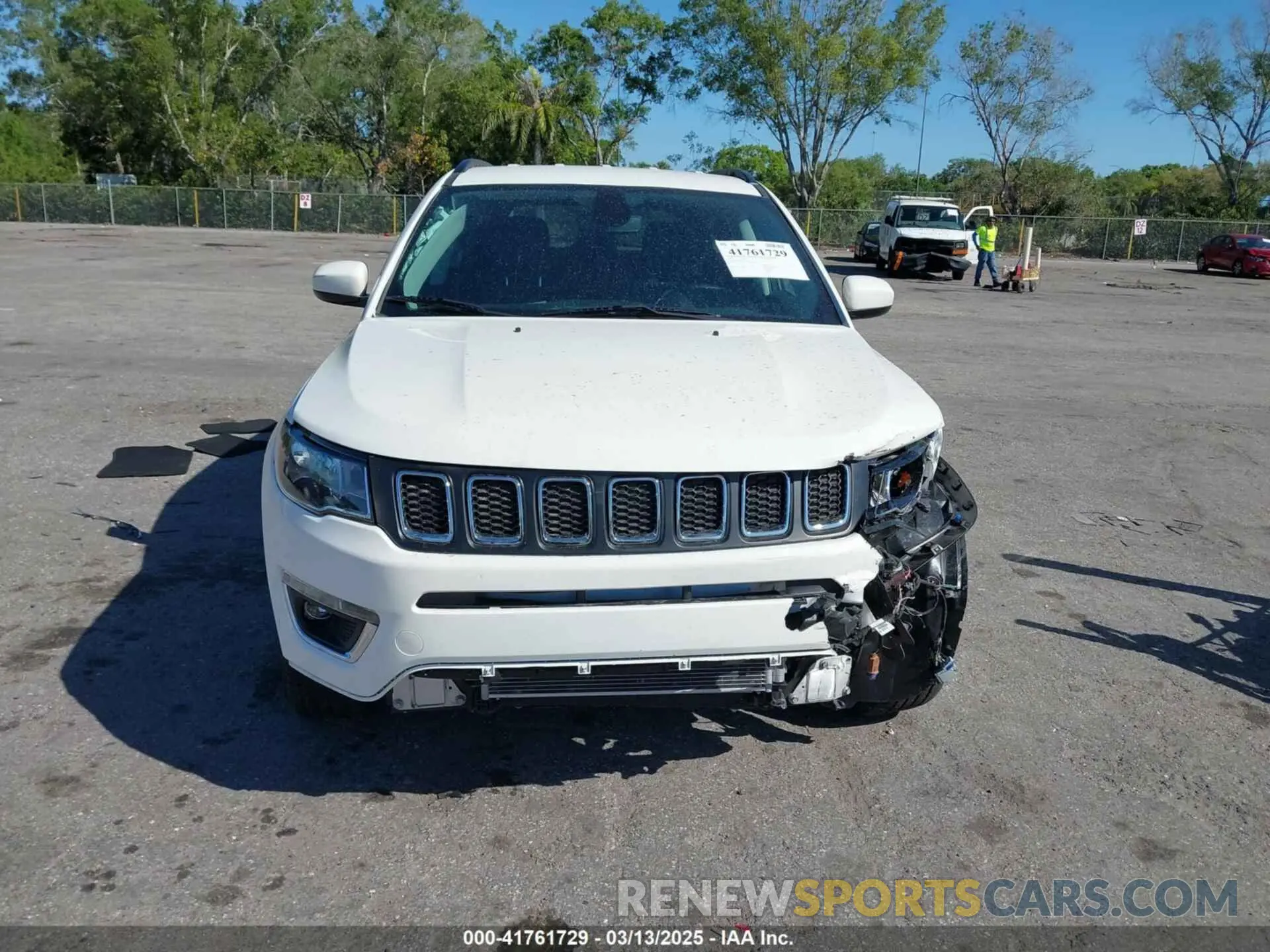 12 Photograph of a damaged car 3c4njcbb2lt121185 JEEP COMPASS 2020