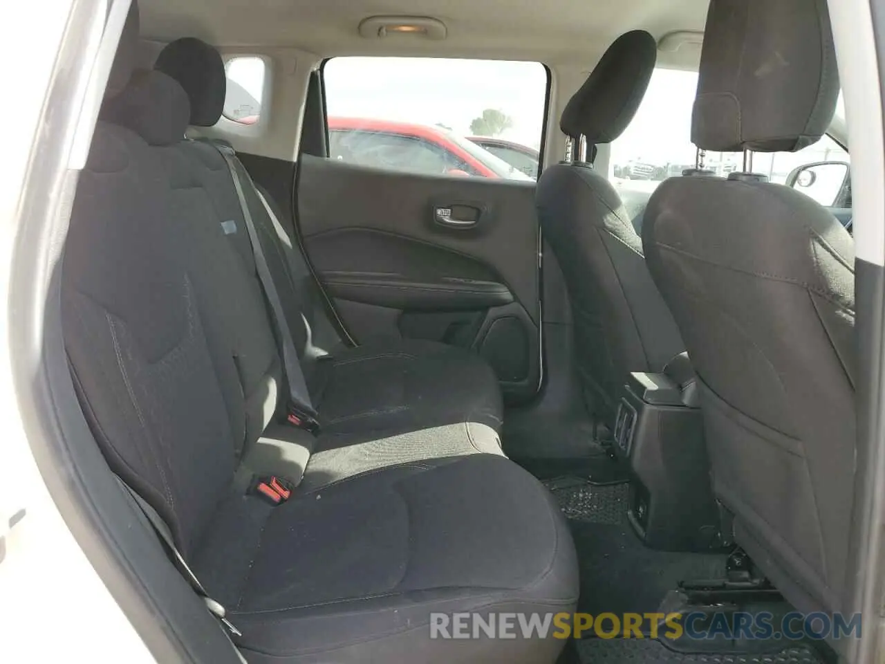 11 Photograph of a damaged car 3C4NJCAB0MT553051 JEEP COMPASS 2021