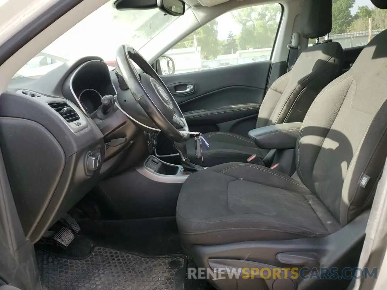 7 Photograph of a damaged car 3C4NJCAB0MT553051 JEEP COMPASS 2021