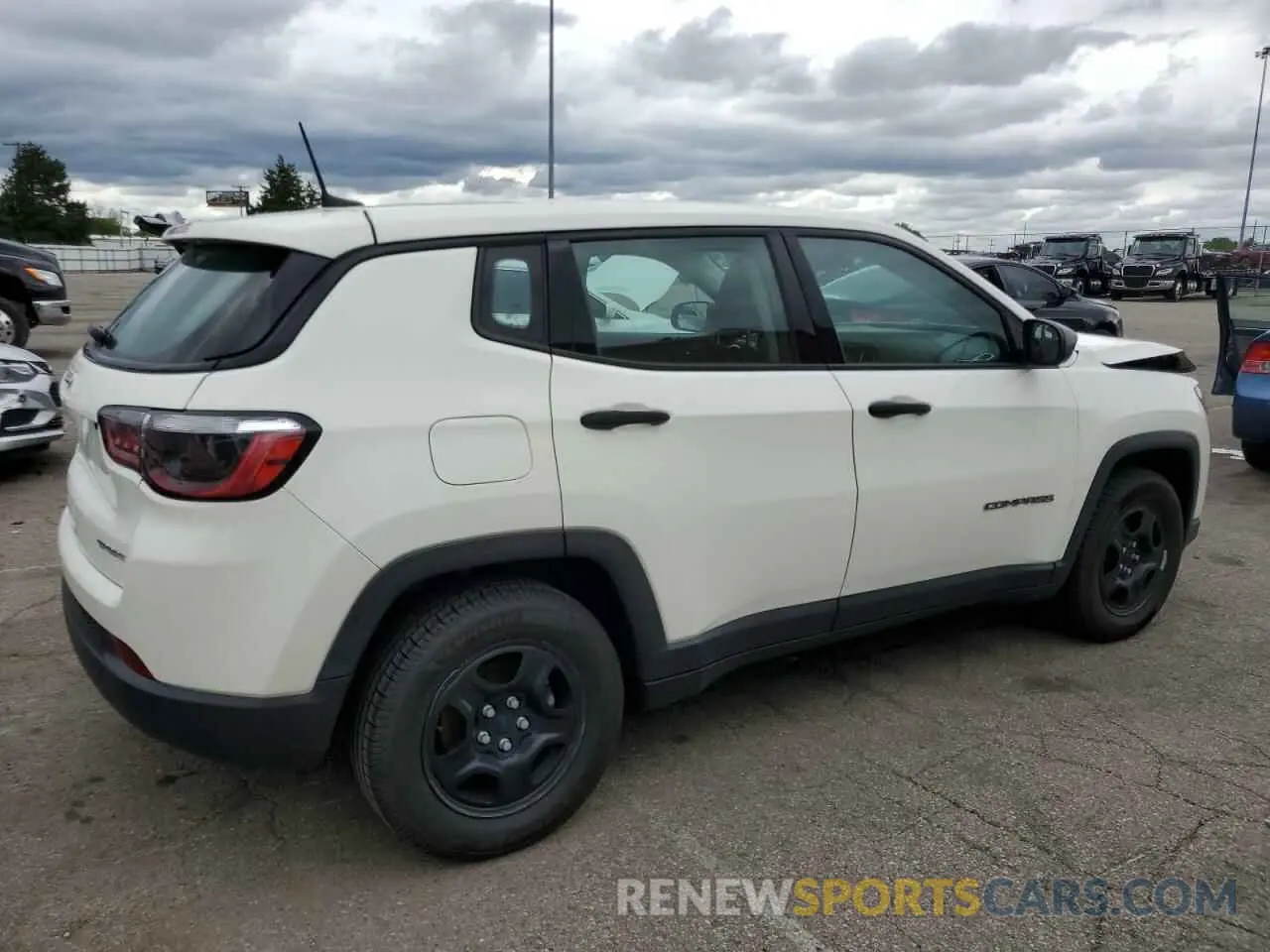 3 Фотография поврежденного автомобиля 3C4NJCAB9MT511011 JEEP COMPASS 2021