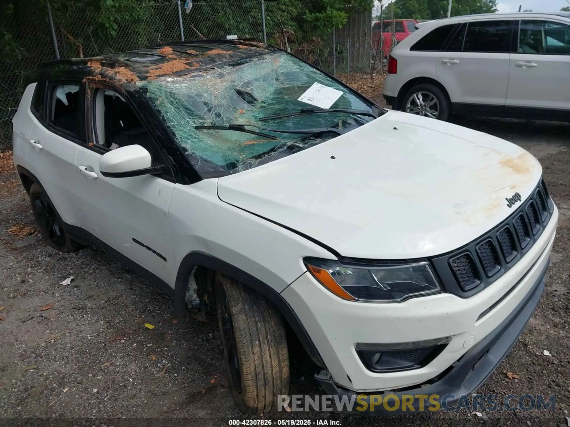 11 Photograph of a damaged car 3C4NJCBB2MT555835 JEEP COMPASS 2021