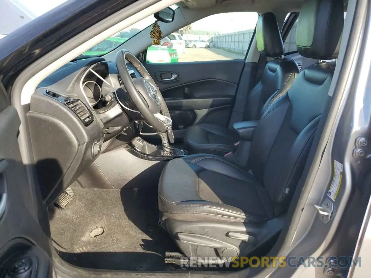 7 Photograph of a damaged car 3C4NJCBB3MT603861 JEEP COMPASS 2021