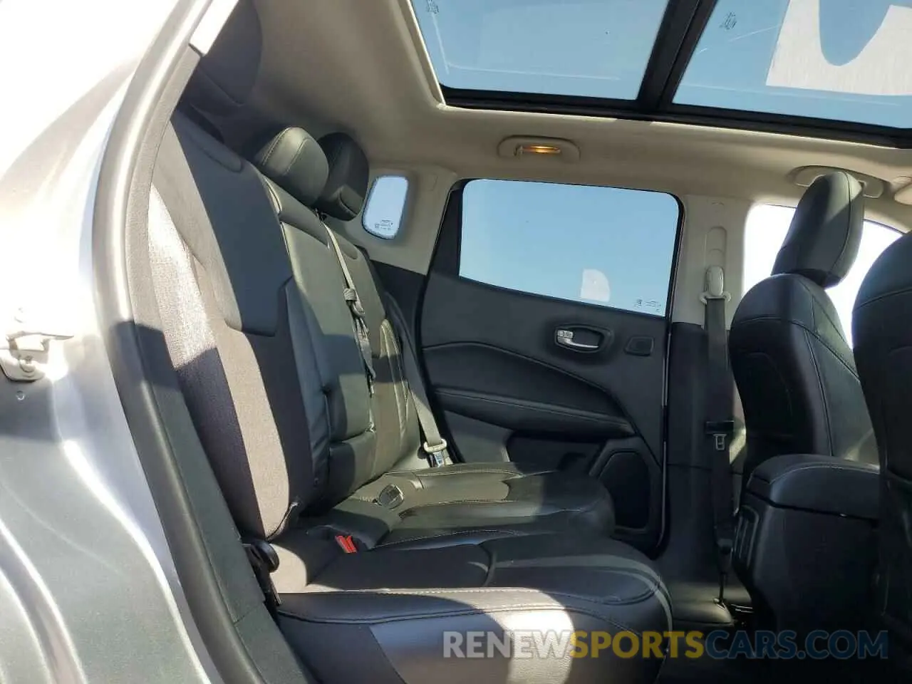 11 Фотография поврежденного автомобиля 3C4NJCBB4MT552824 JEEP COMPASS 2021
