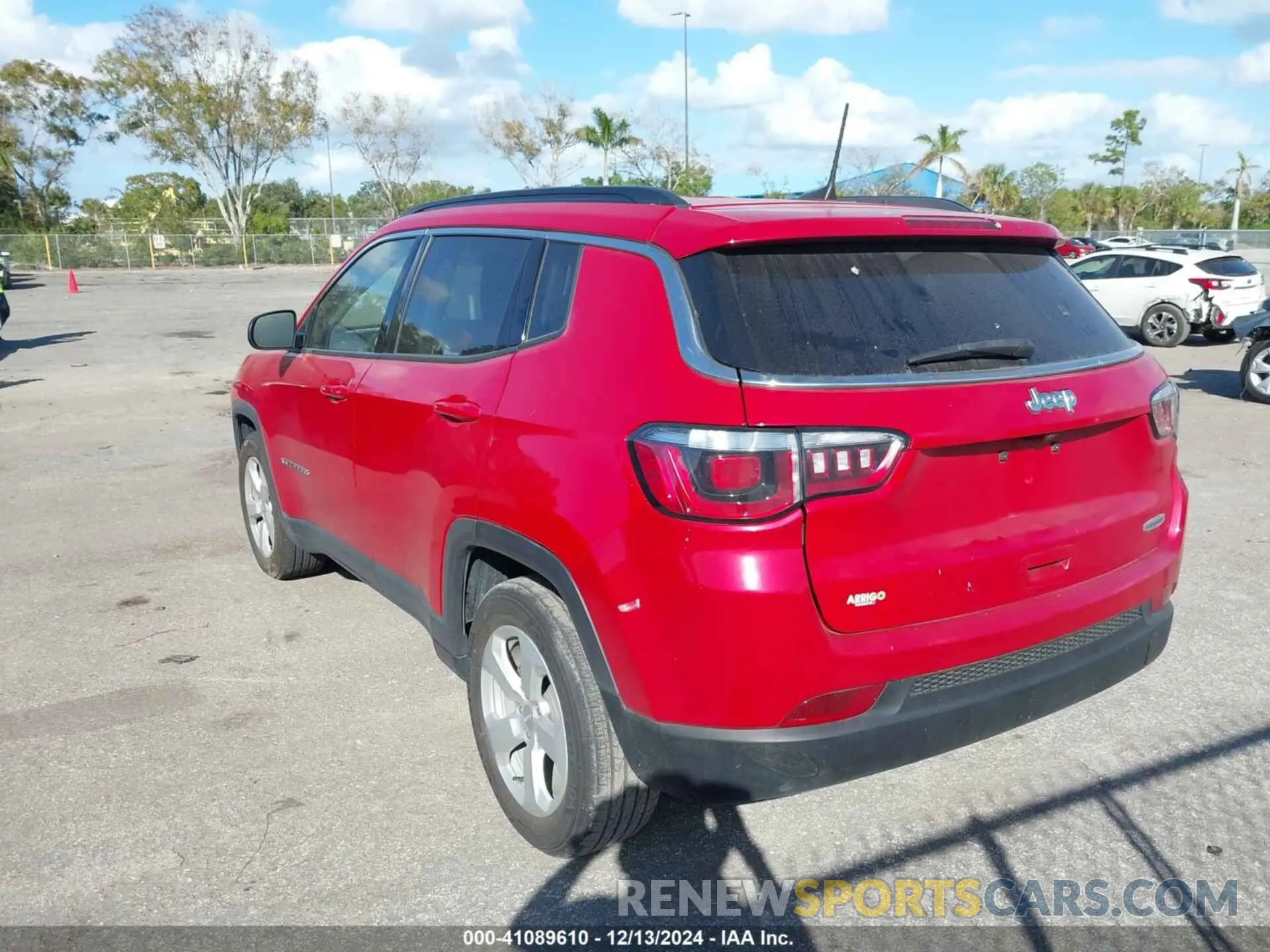 3 Photograph of a damaged car 3C4NJCBB4MT592188 JEEP COMPASS 2021