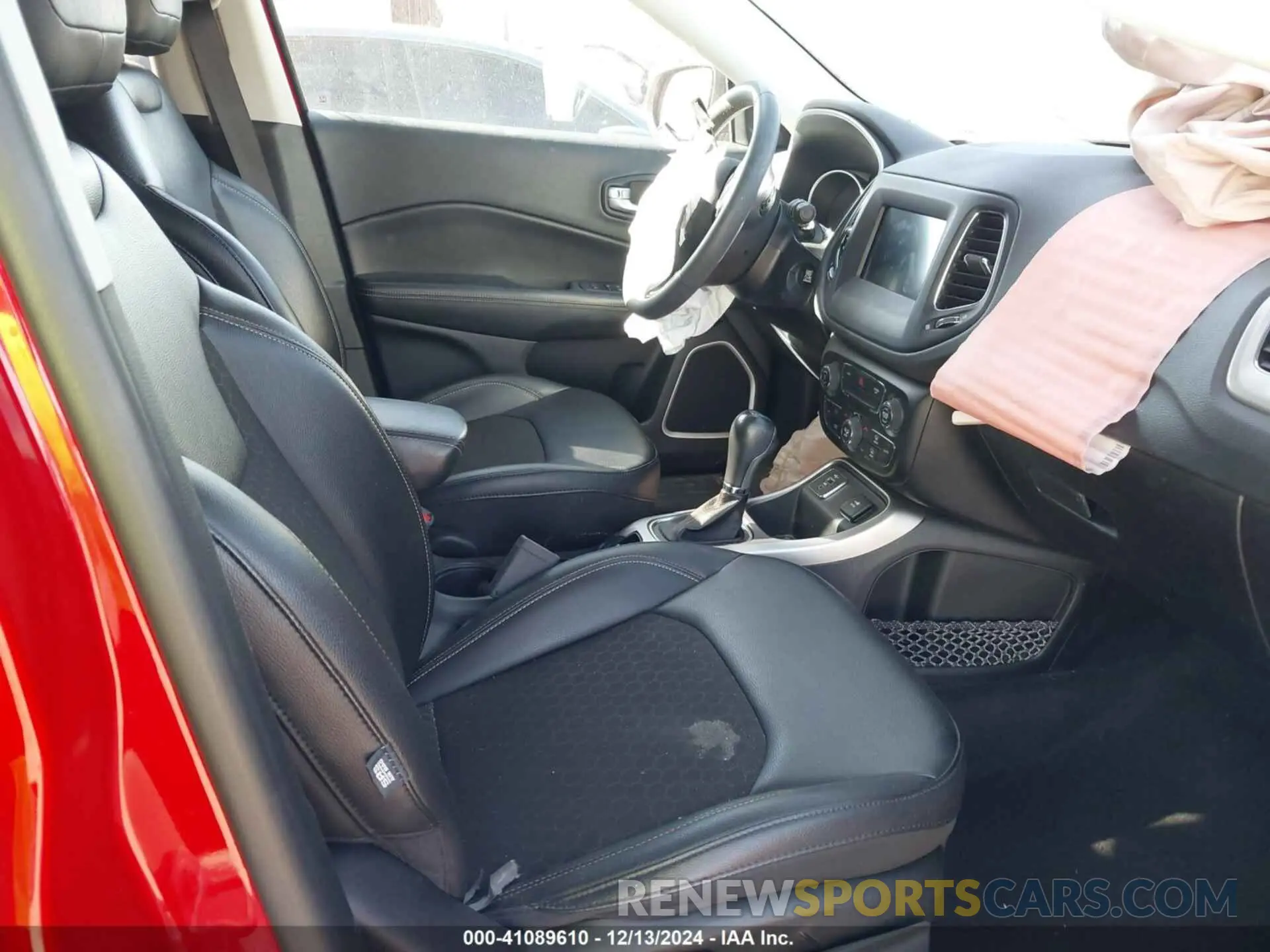 5 Photograph of a damaged car 3C4NJCBB4MT592188 JEEP COMPASS 2021