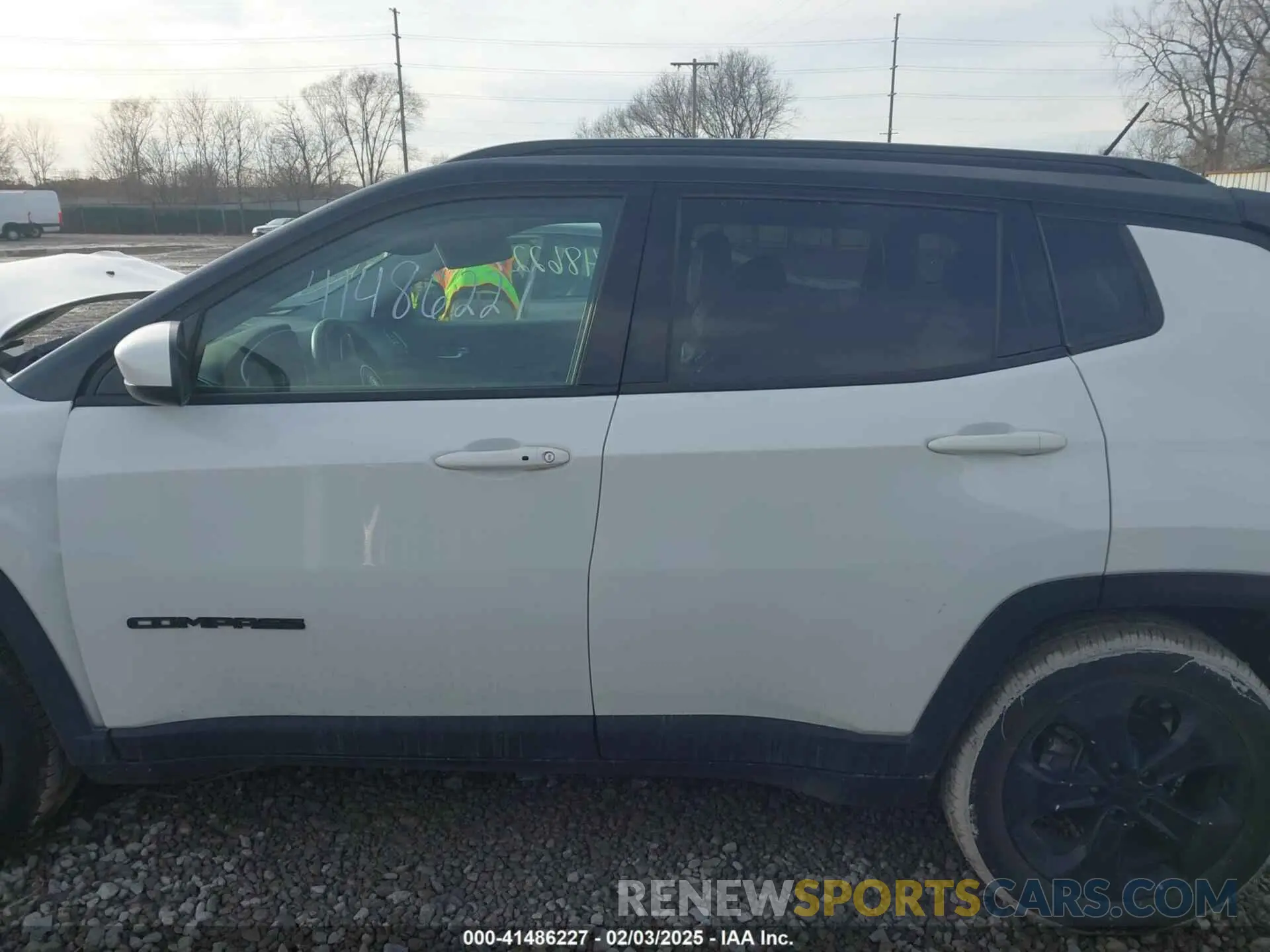 14 Photograph of a damaged car 3C4NJCBB4MT603884 JEEP COMPASS 2021