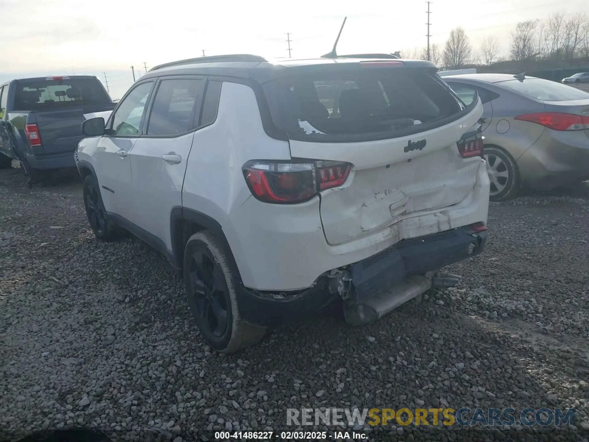 3 Photograph of a damaged car 3C4NJCBB4MT603884 JEEP COMPASS 2021