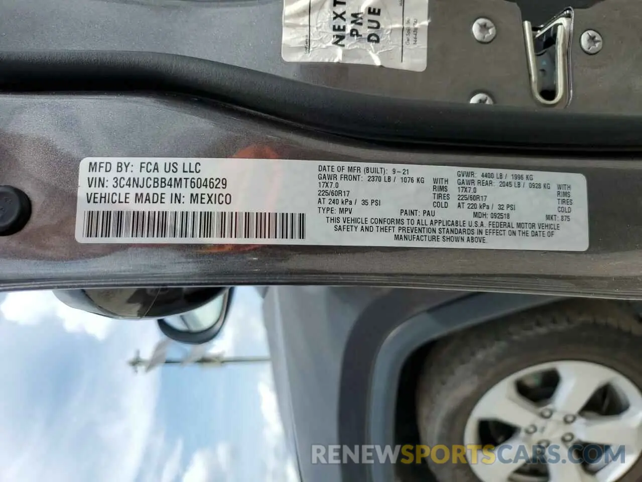 13 Photograph of a damaged car 3C4NJCBB4MT604629 JEEP COMPASS 2021
