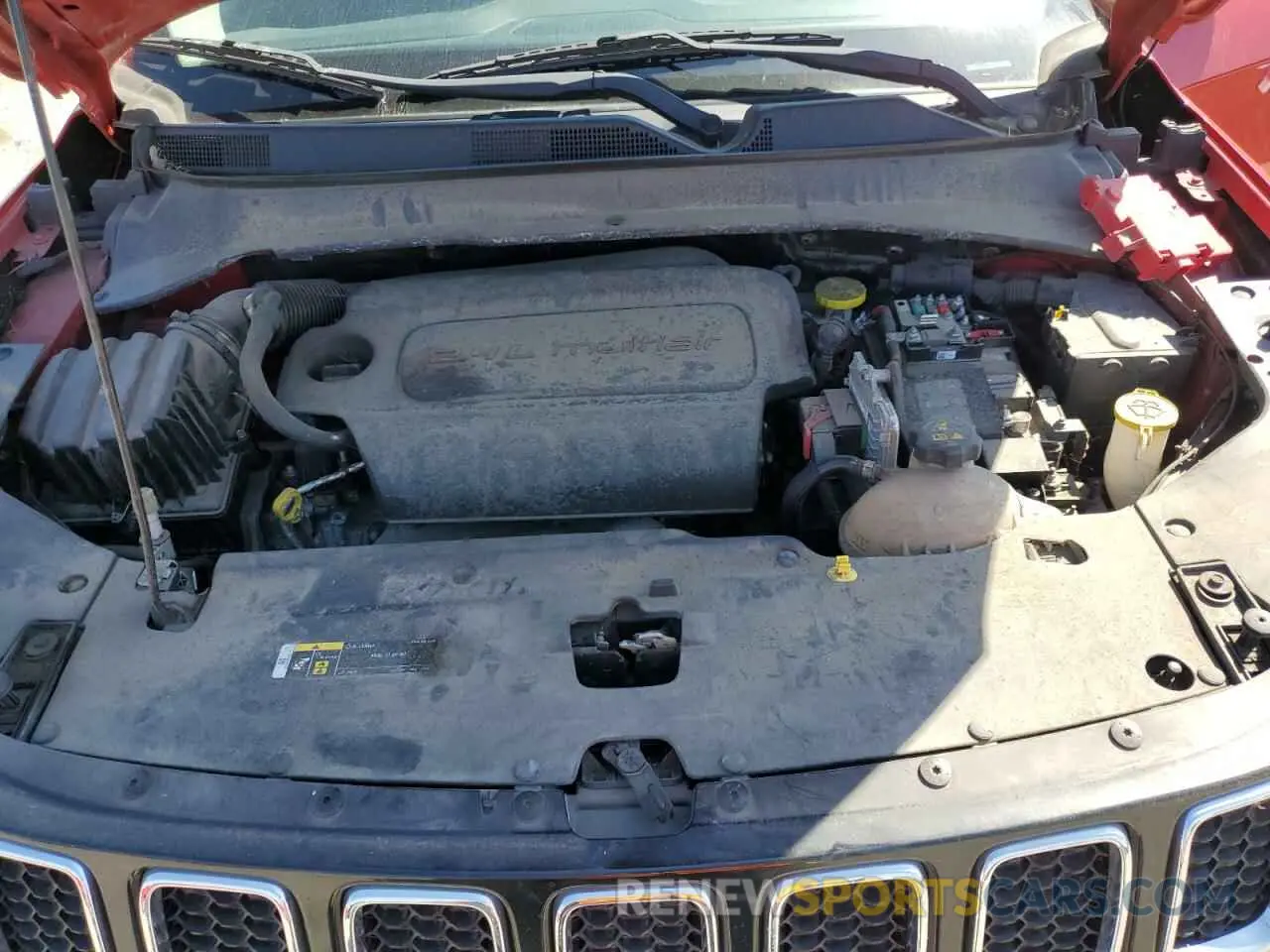 11 Photograph of a damaged car 3C4NJCBB5MT505916 JEEP COMPASS 2021