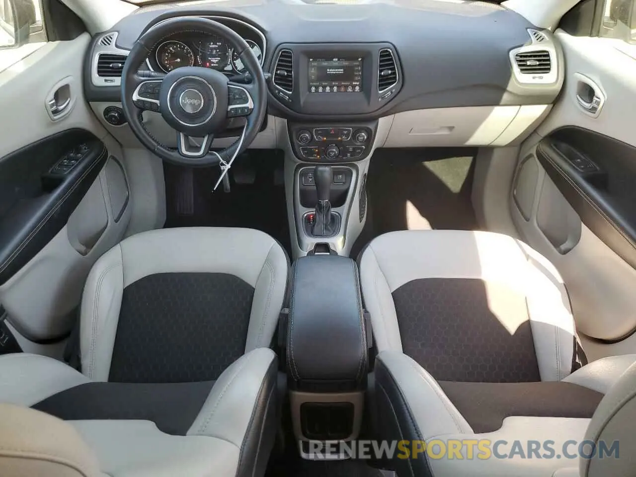 8 Фотография поврежденного автомобиля 3C4NJCBB5MT560012 JEEP COMPASS 2021