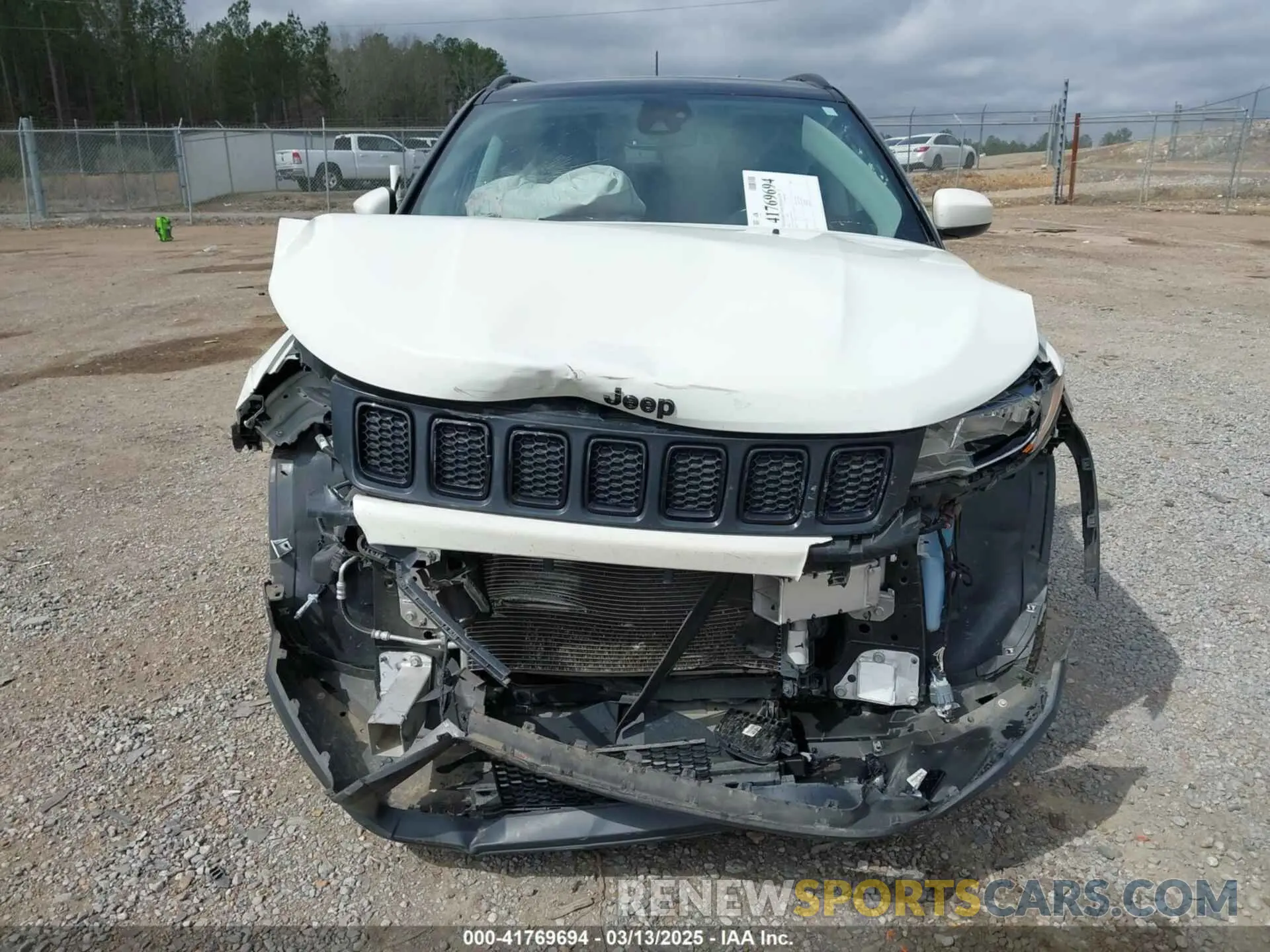 13 Photograph of a damaged car 3C4NJCBB6MT587350 JEEP COMPASS 2021