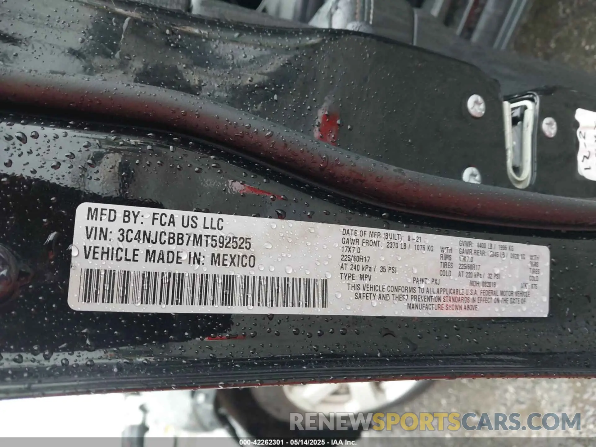 9 Photograph of a damaged car 3C4NJCBB7MT592525 JEEP COMPASS 2021
