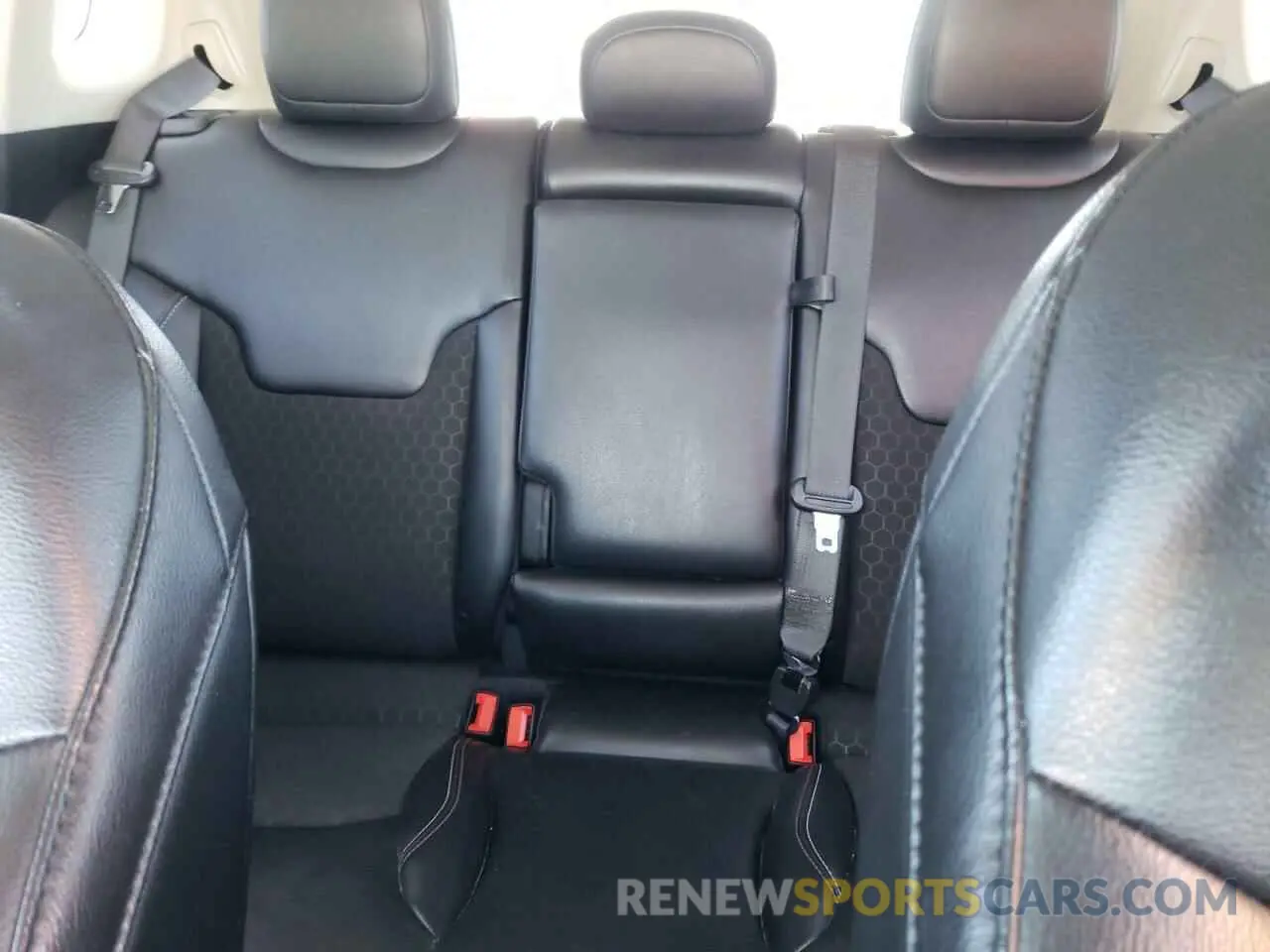 10 Фотография поврежденного автомобиля 3C4NJCBB8MT604603 JEEP COMPASS 2021