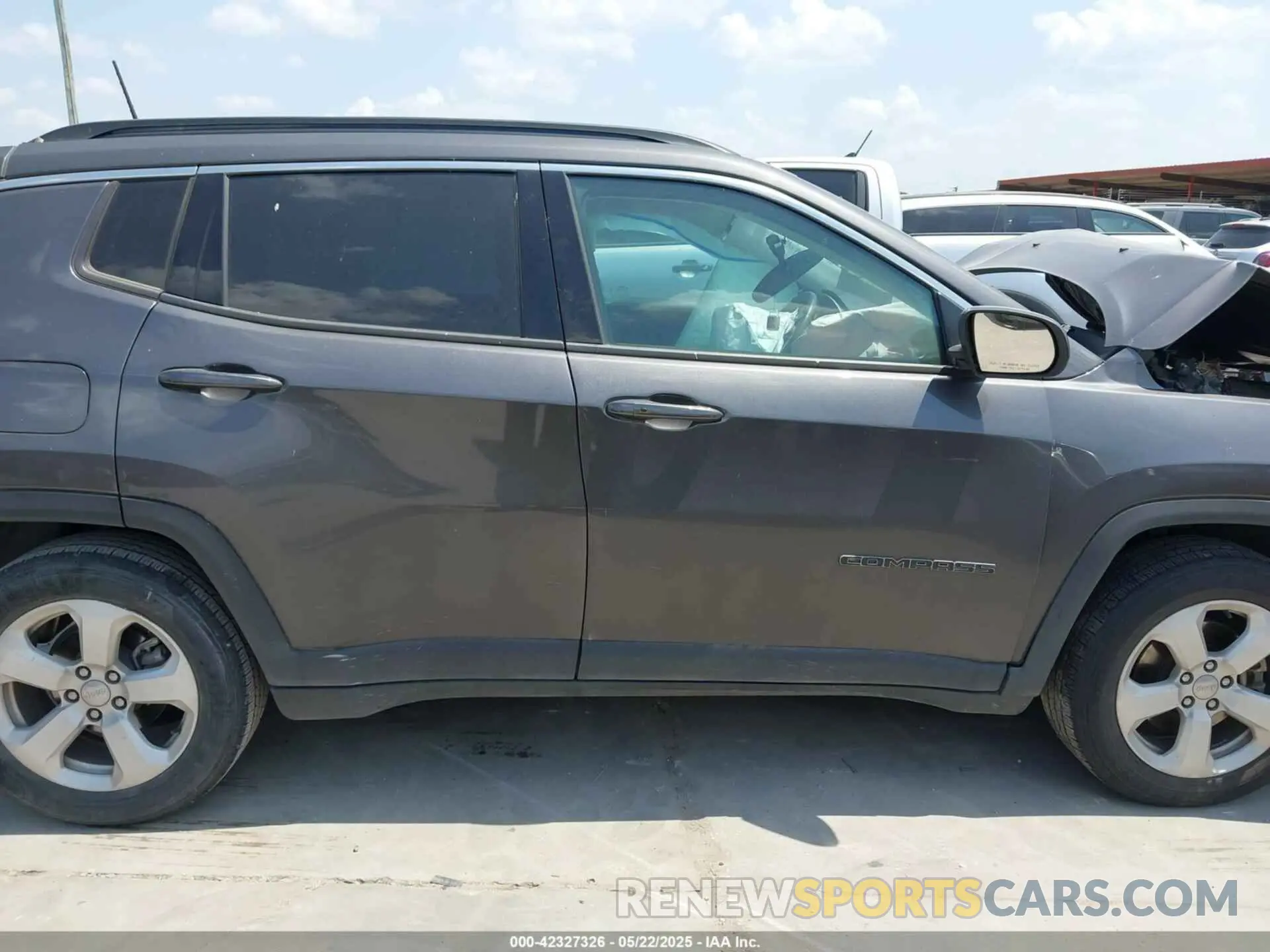 14 Фотография поврежденного автомобиля 3C4NJCBBXMT563858 JEEP COMPASS 2021