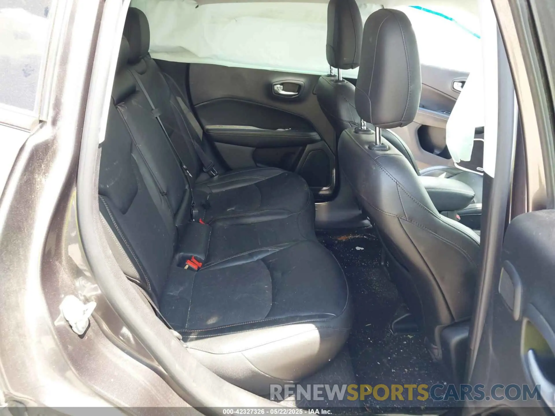 8 Фотография поврежденного автомобиля 3C4NJCBBXMT563858 JEEP COMPASS 2021