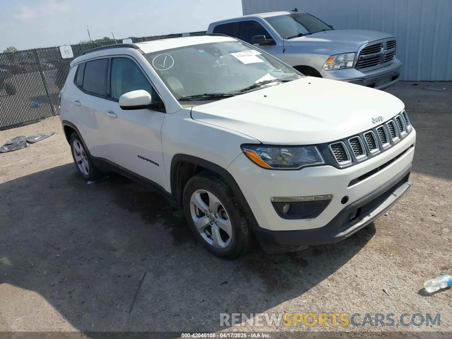 1 Фотография поврежденного автомобиля 3C4NJCBBXMT563942 JEEP COMPASS 2021