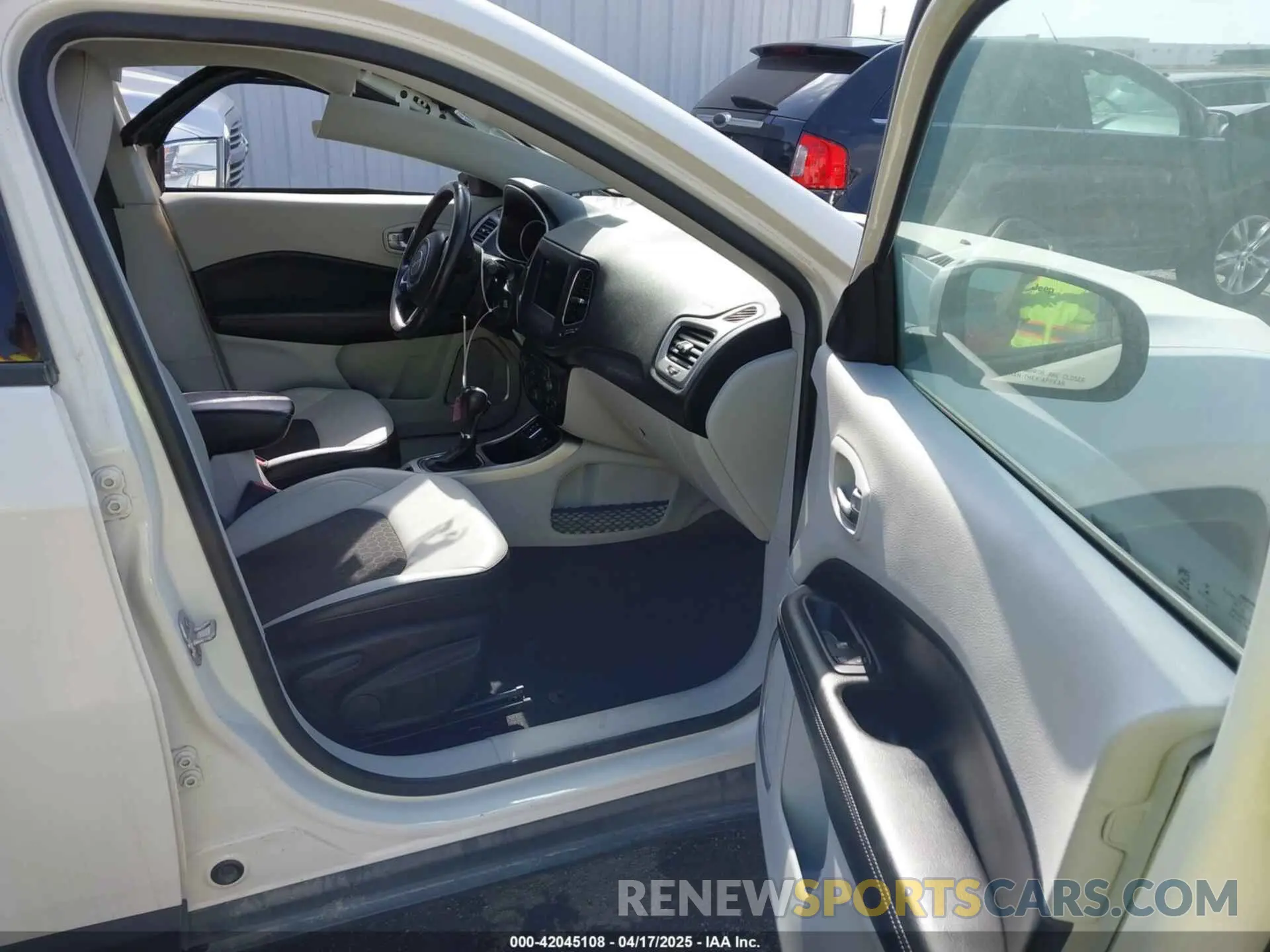 5 Фотография поврежденного автомобиля 3C4NJCBBXMT563942 JEEP COMPASS 2021