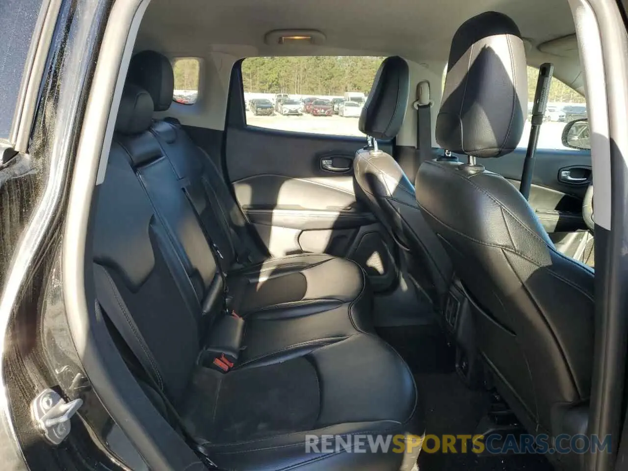12 Photograph of a damaged car 3C4NJCBBXMT574049 JEEP COMPASS 2021