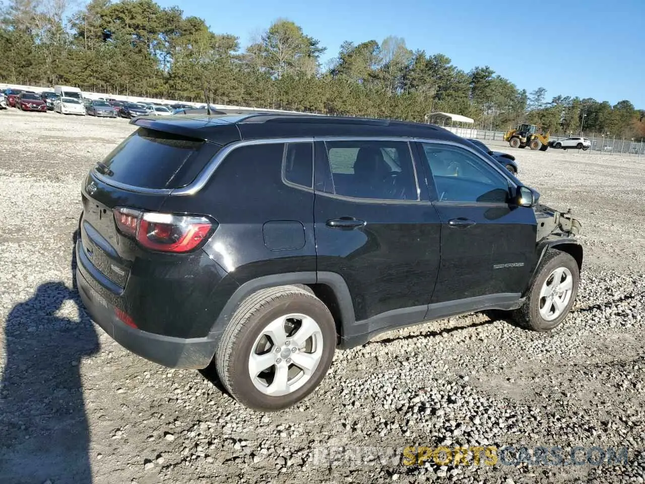3 Photograph of a damaged car 3C4NJCBBXMT574049 JEEP COMPASS 2021