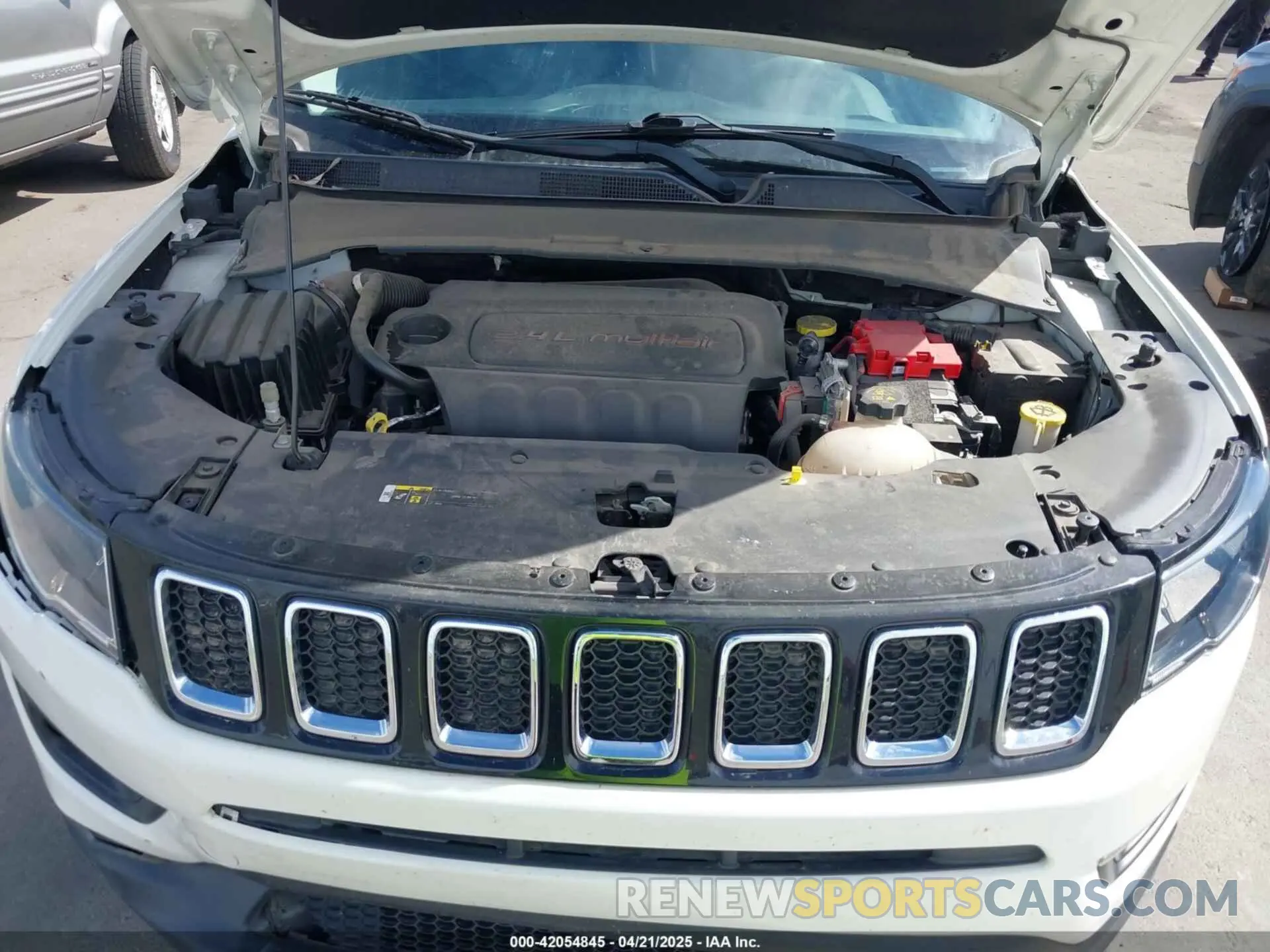 10 Фотография поврежденного автомобиля 3C4NJCBBXMT581213 JEEP COMPASS 2021