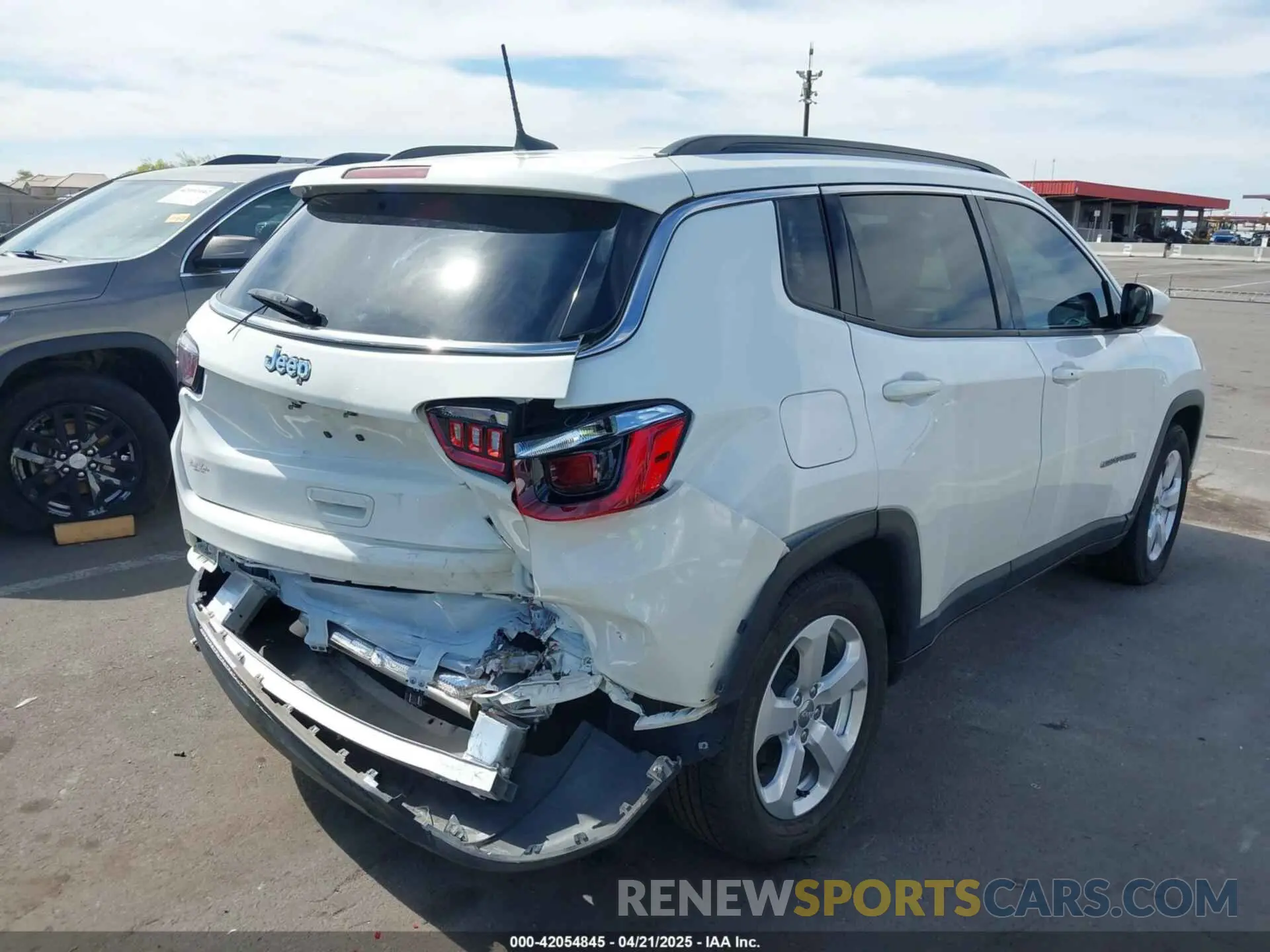 6 Фотография поврежденного автомобиля 3C4NJCBBXMT581213 JEEP COMPASS 2021