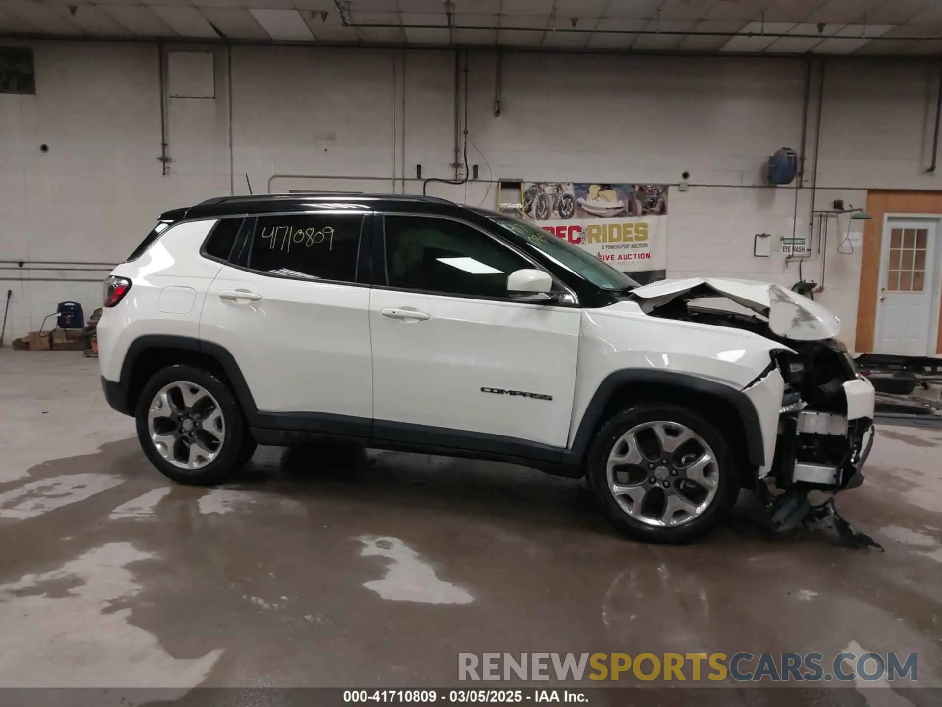 13 Фотография поврежденного автомобиля 3C4NJCCB0MT576990 JEEP COMPASS 2021