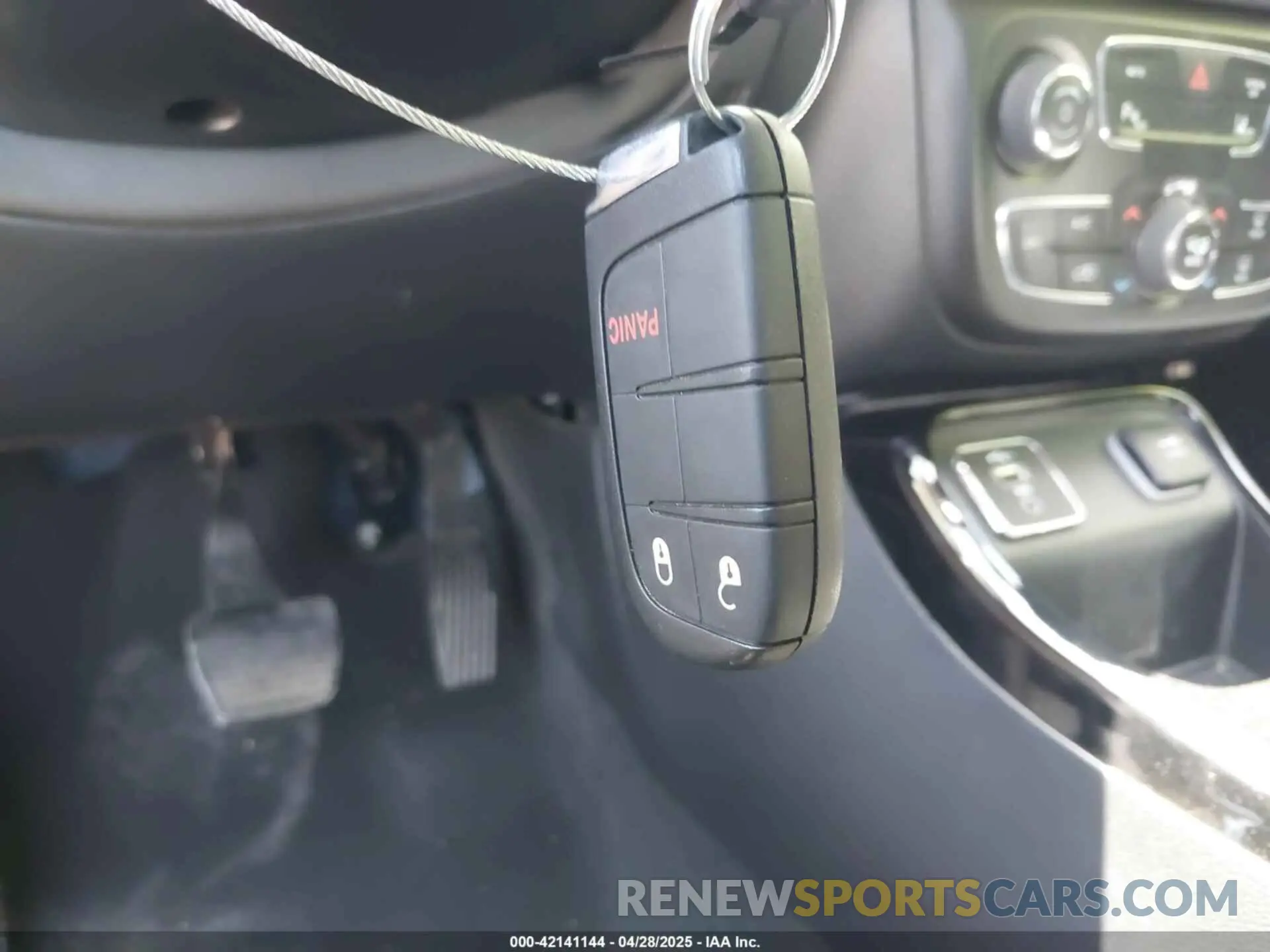 11 Photograph of a damaged car 3C4NJCCB1MT555775 JEEP COMPASS 2021
