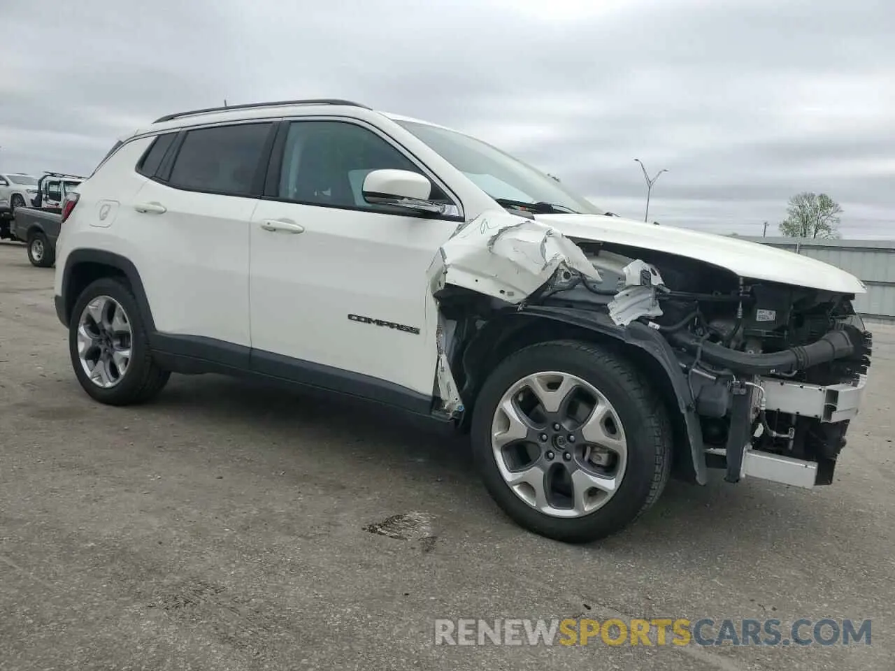 4 Photograph of a damaged car 3C4NJCCB2MT564274 JEEP COMPASS 2021