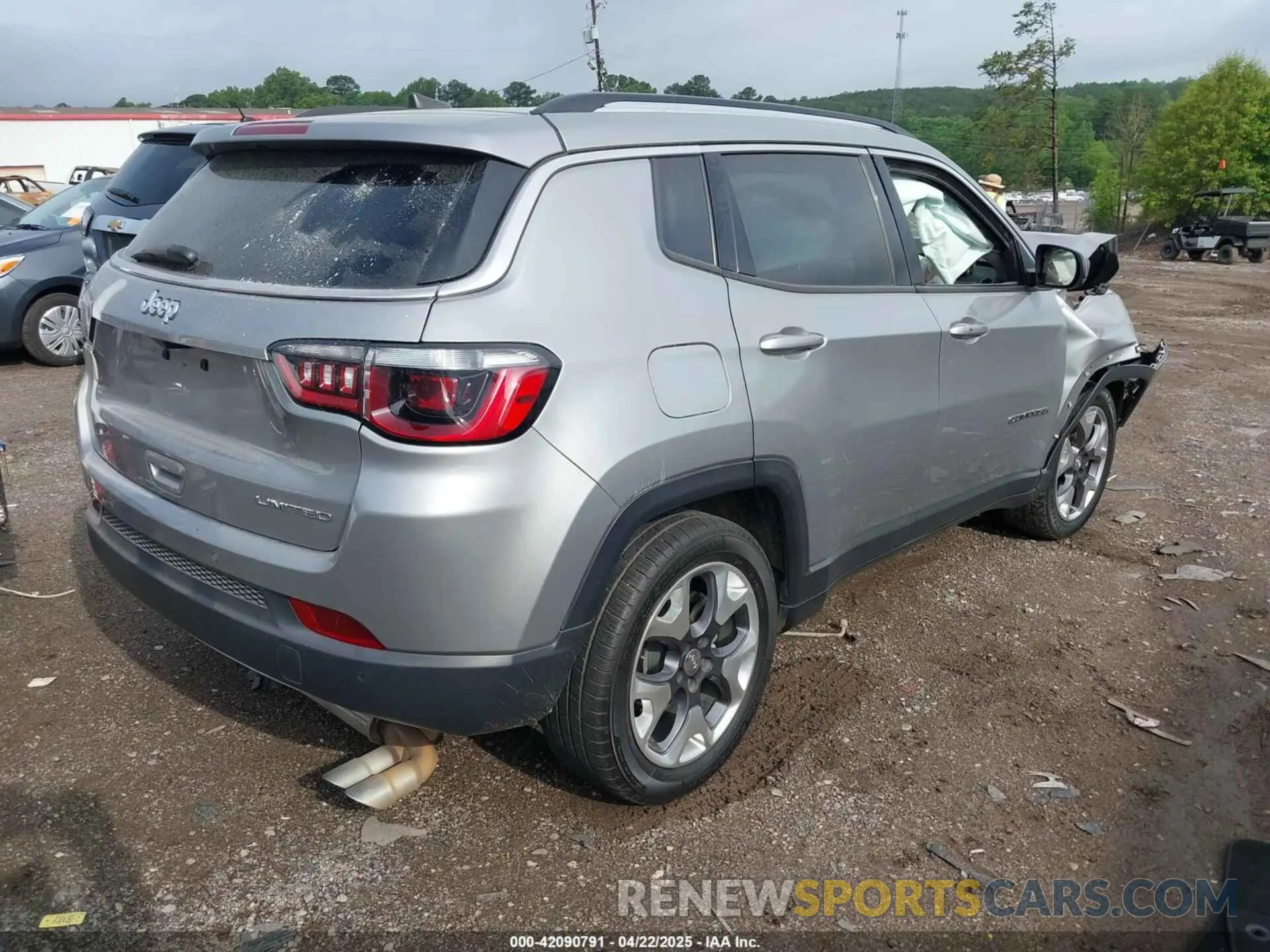4 Photograph of a damaged car 3C4NJCCB7MT514244 JEEP COMPASS 2021