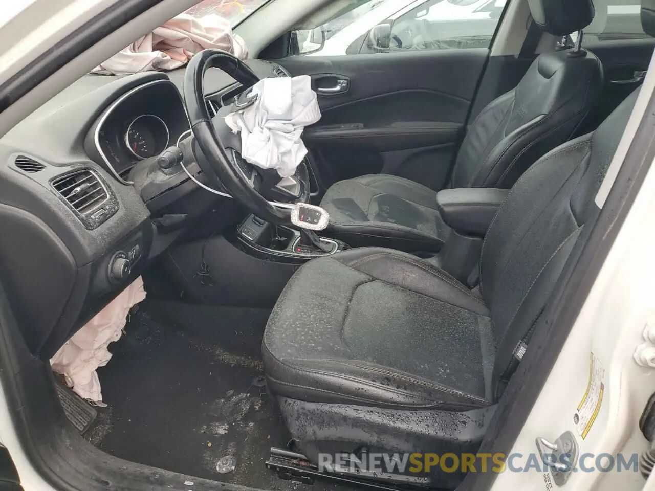 7 Photograph of a damaged car 3C4NJCCB8MT517864 JEEP COMPASS 2021