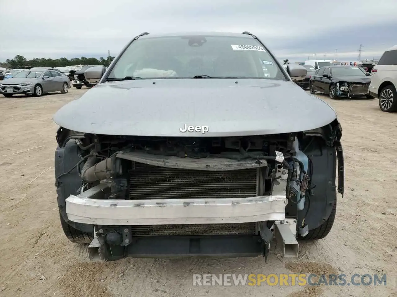 5 Photograph of a damaged car 3C4NJCCB8MT573416 JEEP COMPASS 2021
