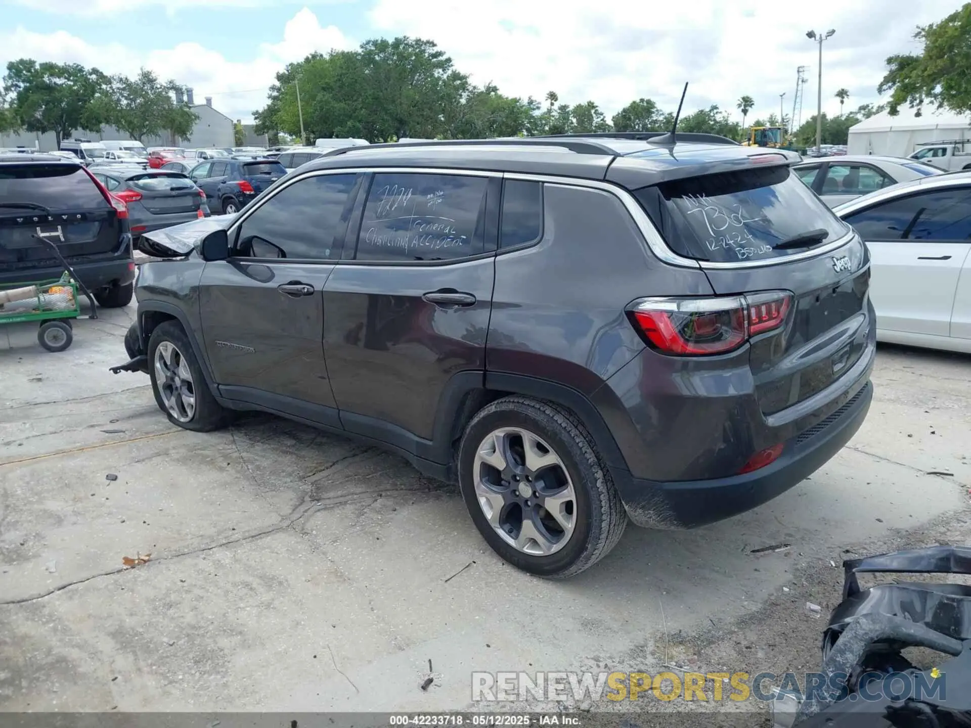 3 Фотография поврежденного автомобиля 3C4NJCCB9MT573621 JEEP COMPASS 2021