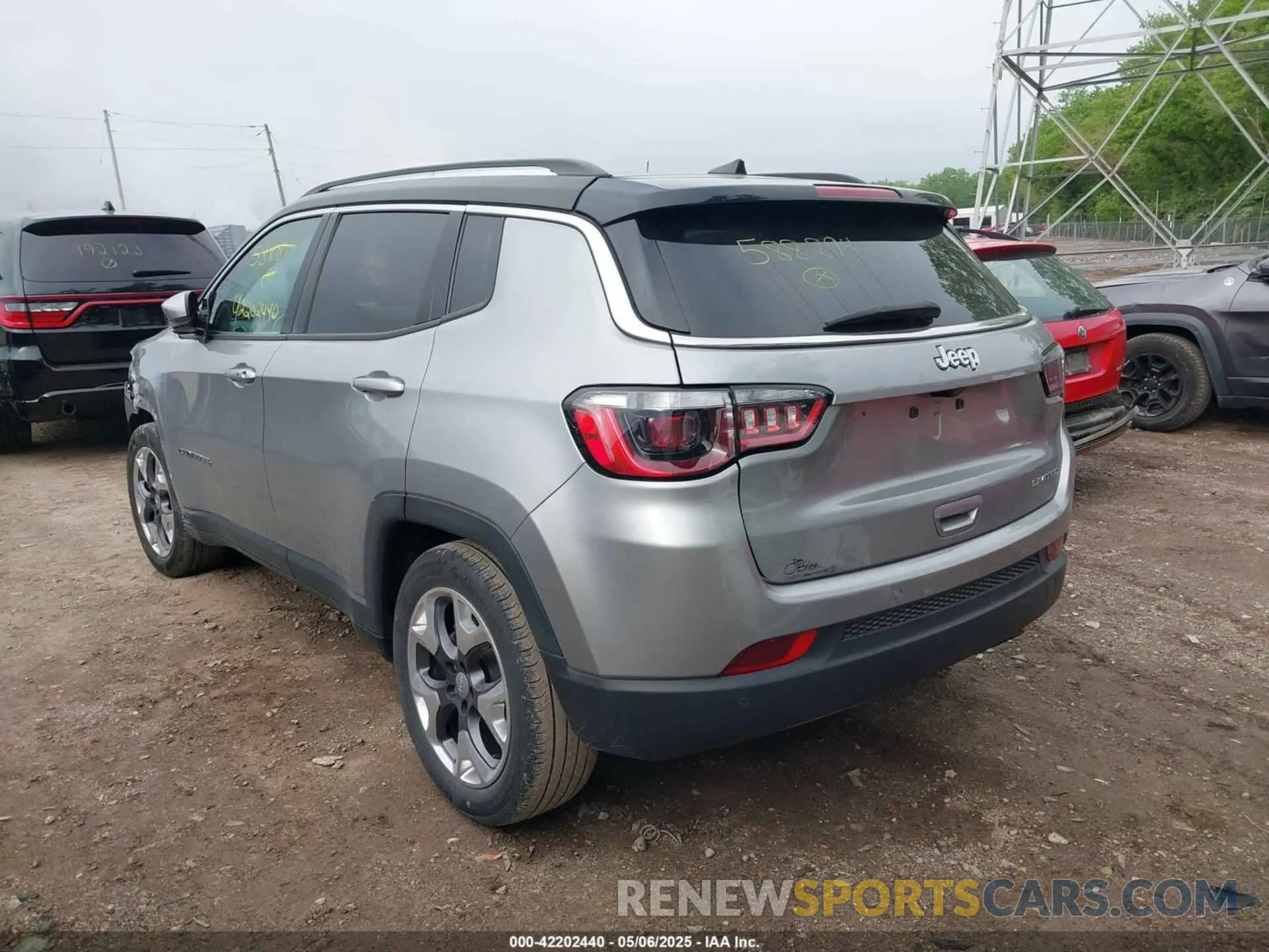 3 Фотография поврежденного автомобиля 3C4NJCCB9MT588894 JEEP COMPASS 2021