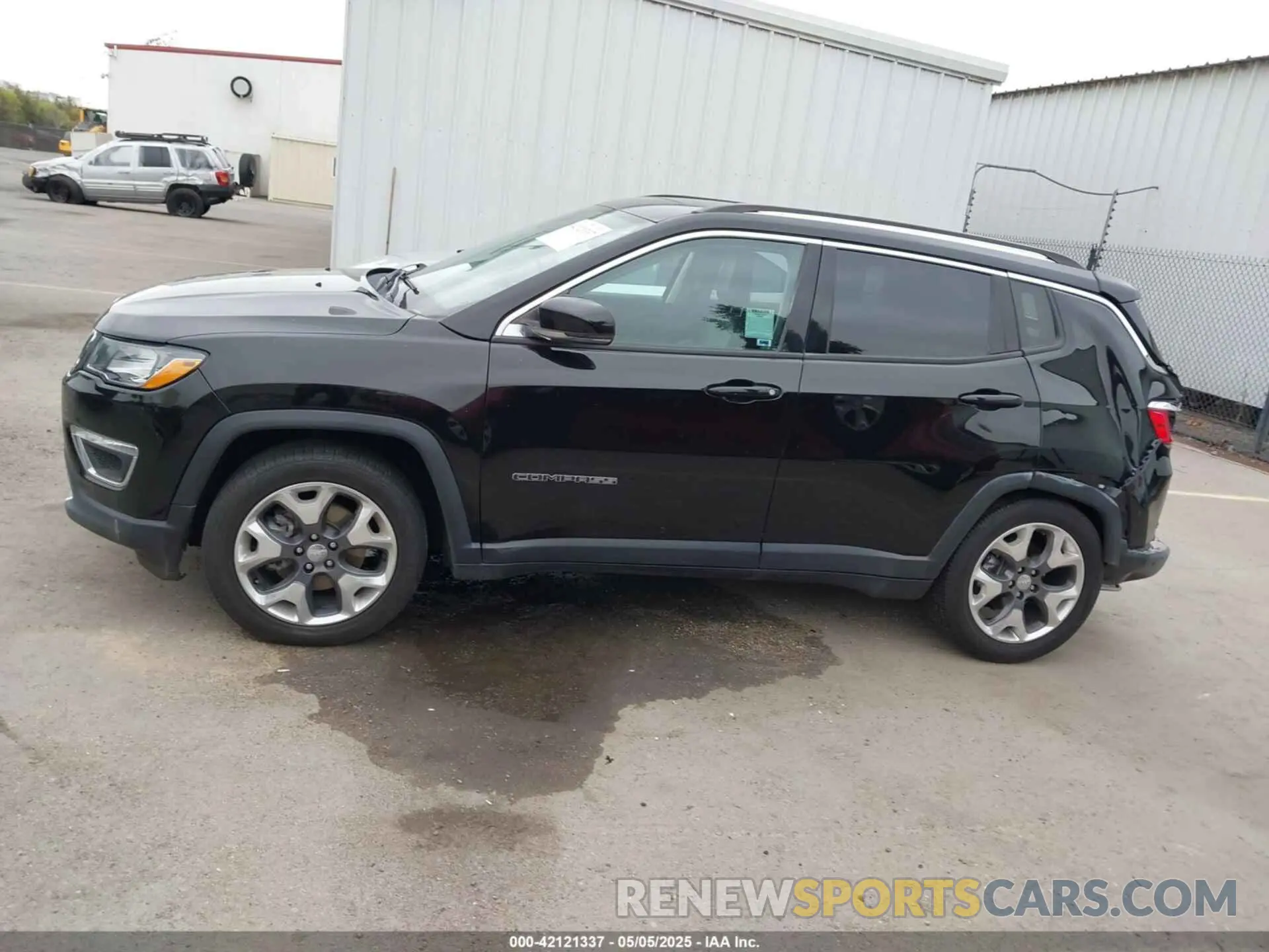 14 Photograph of a damaged car 3C4NJCCB9MT589866 JEEP COMPASS 2021