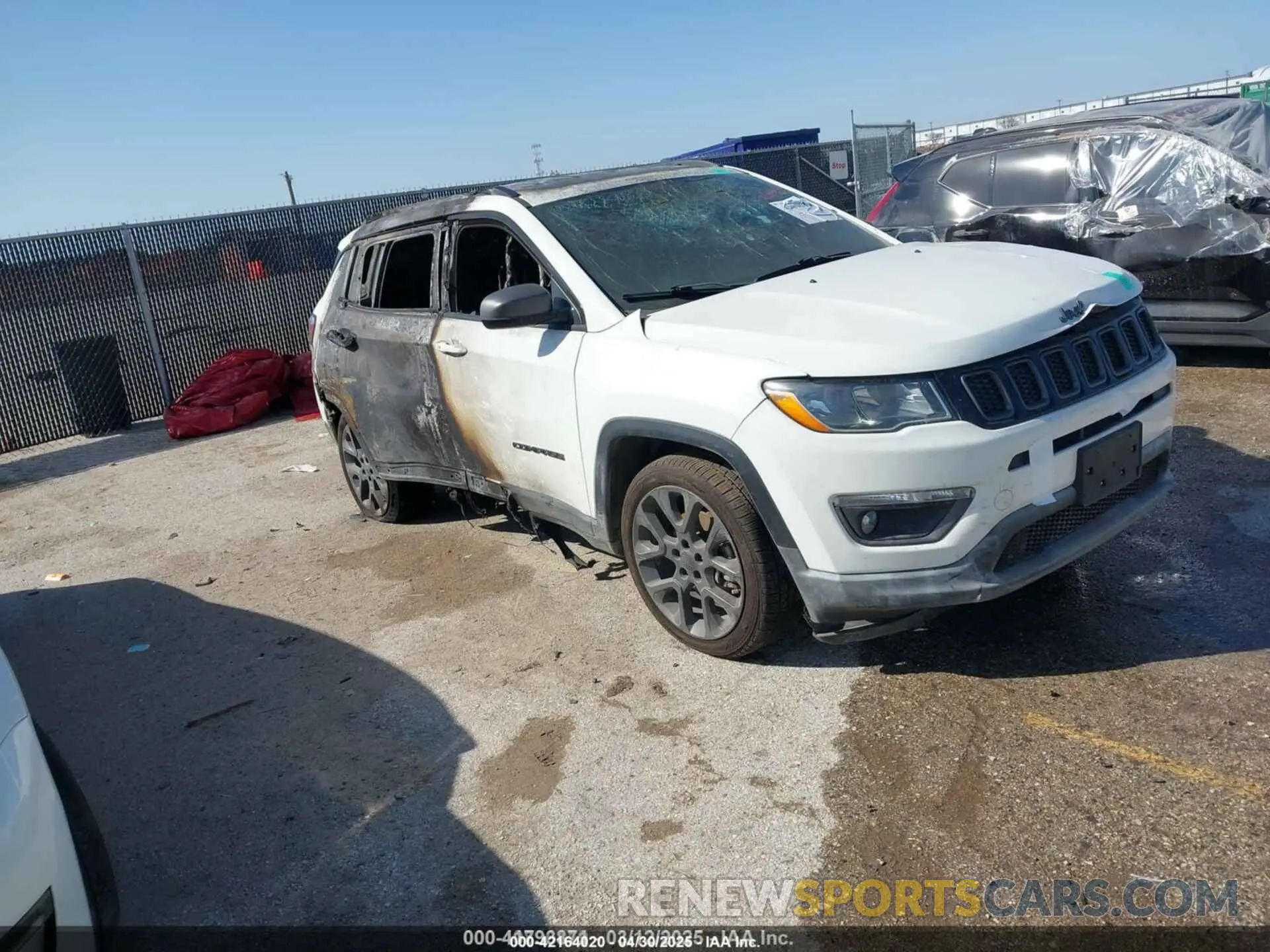 1 Фотография поврежденного автомобиля 3C4NJCEB0MT545770 JEEP COMPASS 2021