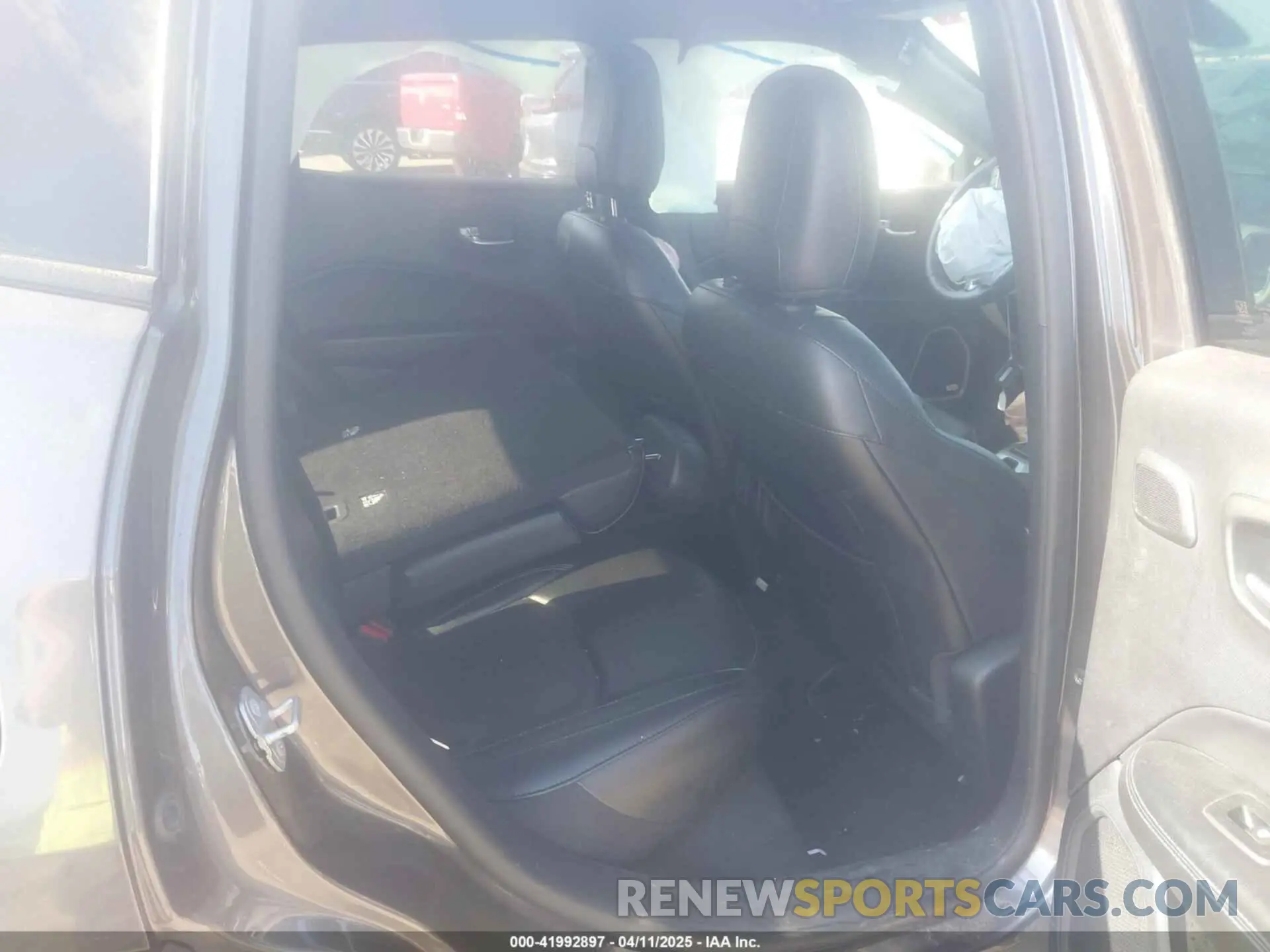 8 Фотография поврежденного автомобиля 3C4NJCEB5MT604067 JEEP COMPASS 2021