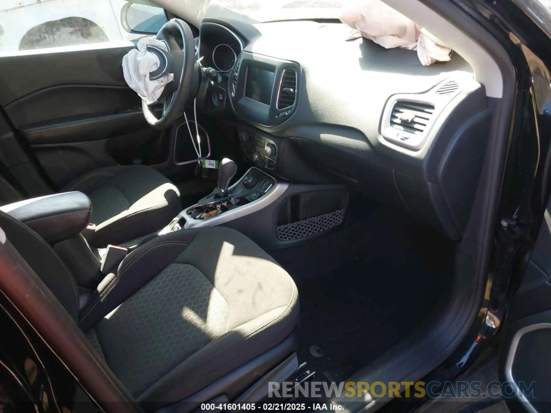5 Фотография поврежденного автомобиля 3C4NJDAB0MT556781 JEEP COMPASS 2021