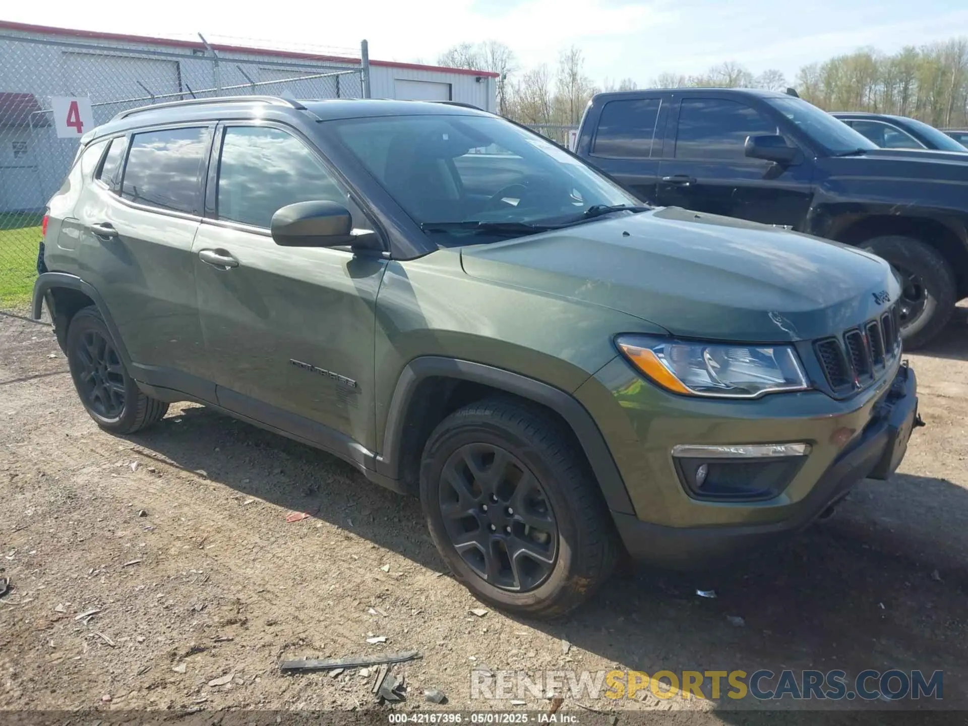 1 Photograph of a damaged car 3C4NJDAB2MT591256 JEEP COMPASS 2021