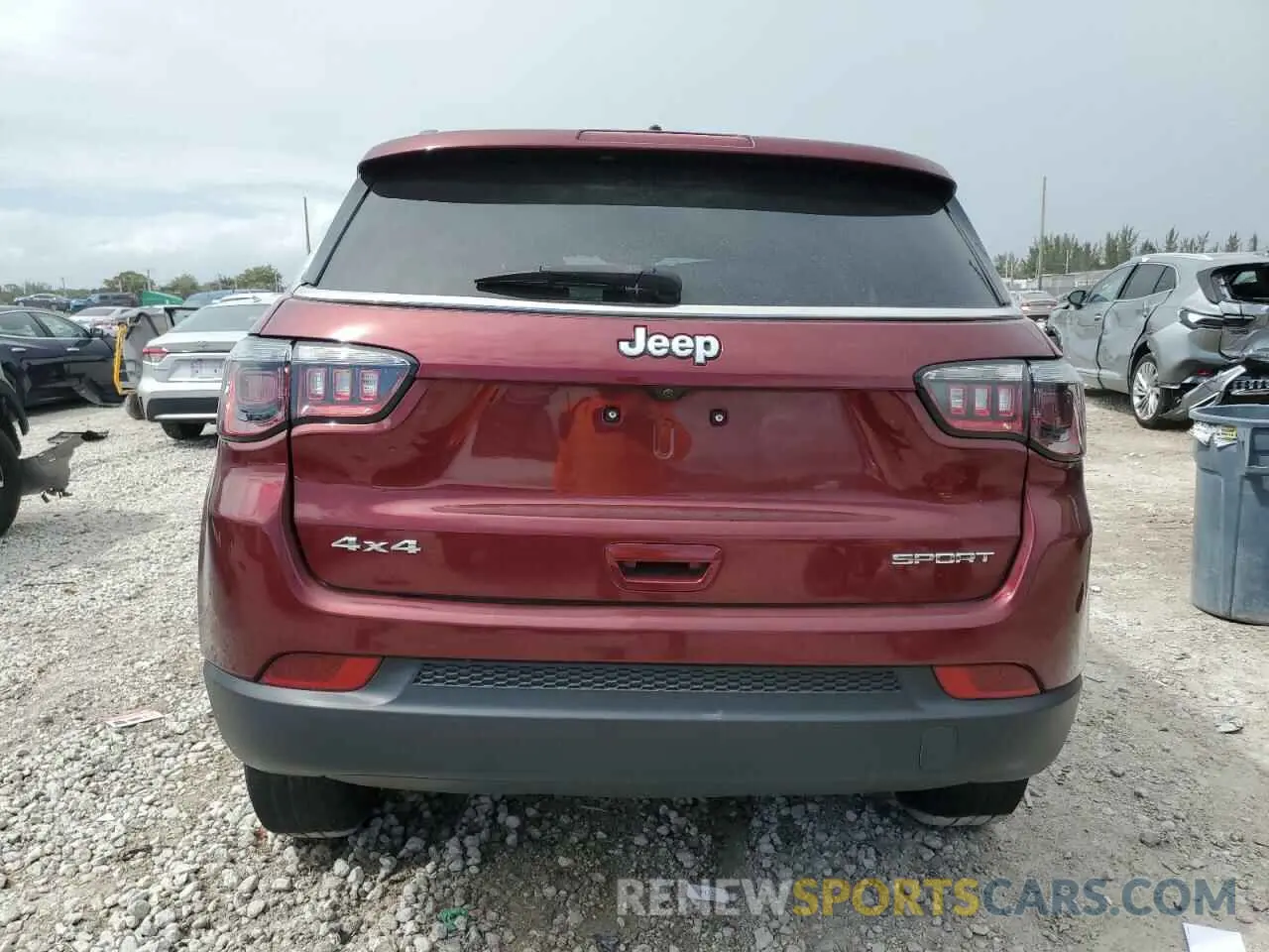 6 Photograph of a damaged car 3C4NJDAB5MT599920 JEEP COMPASS 2021